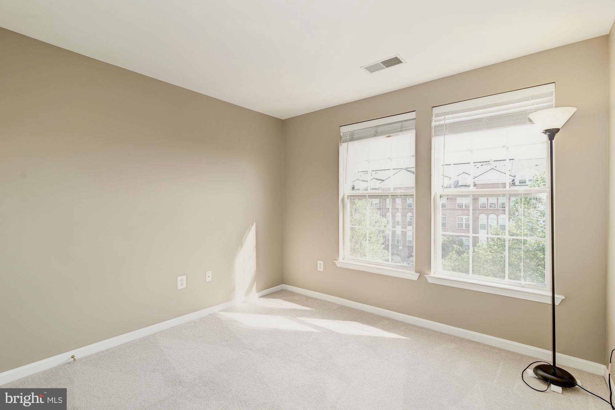 CAMERON STATION - Residential Lease