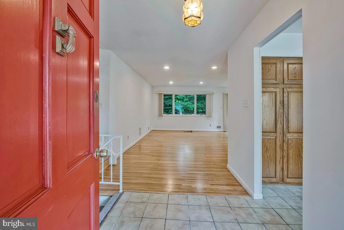 6215 FOREST MILL LANE