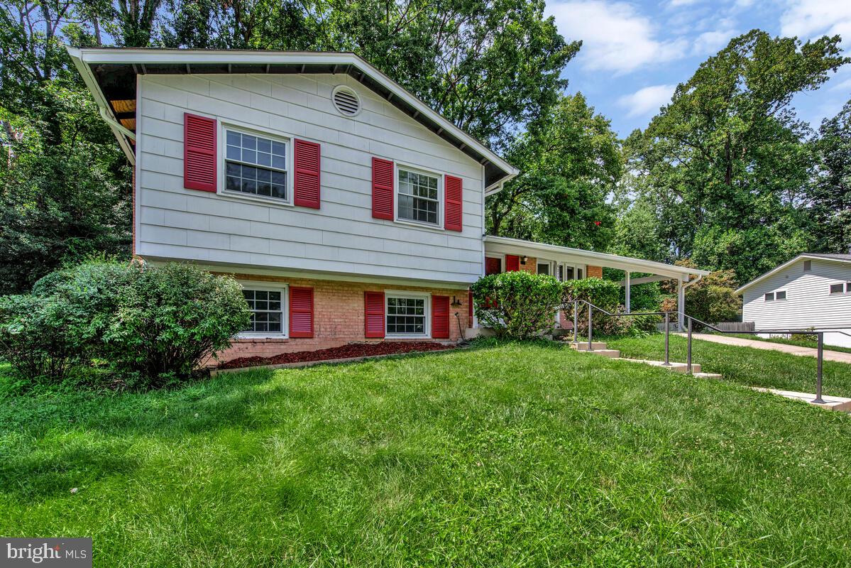6215 FOREST MILL LANE