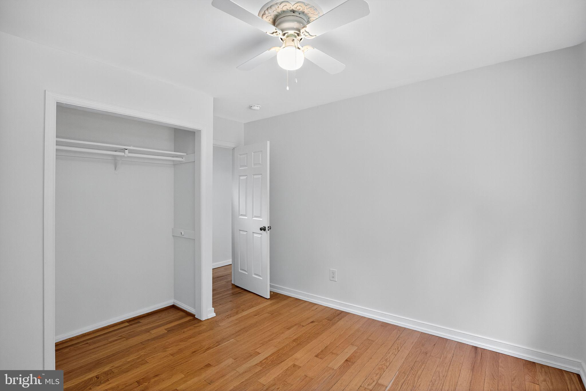 BREEZY POINT - Residential