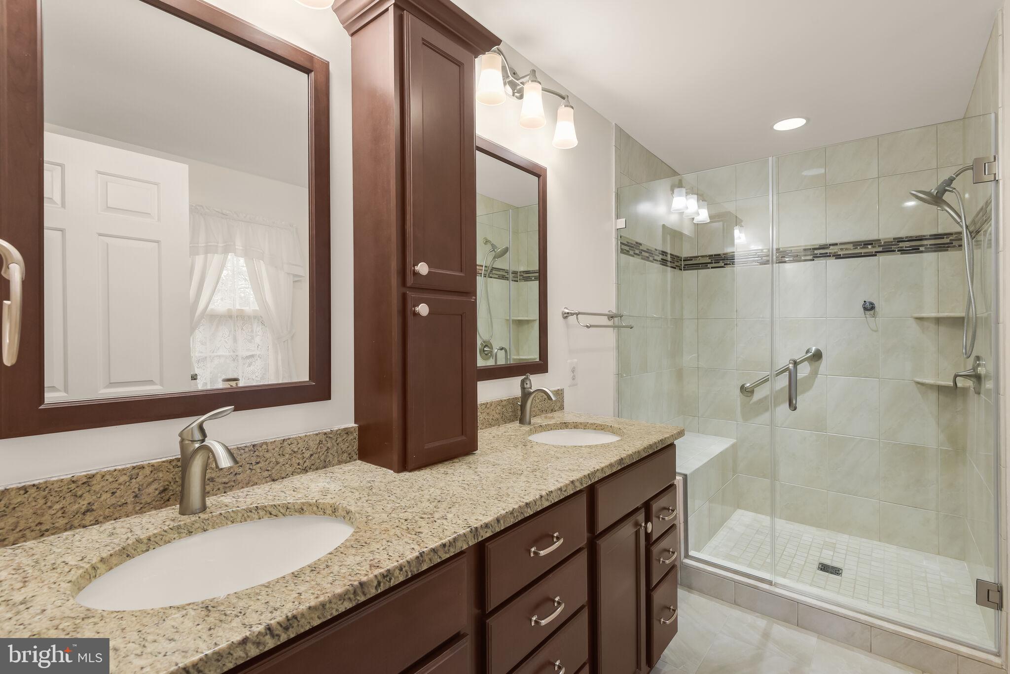 ANNAPOLIS LANDING - Residential