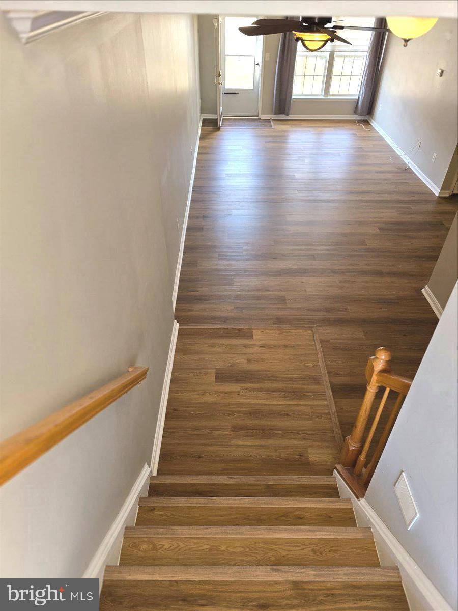 CEDAR GROVE AT CROFTON - Residential