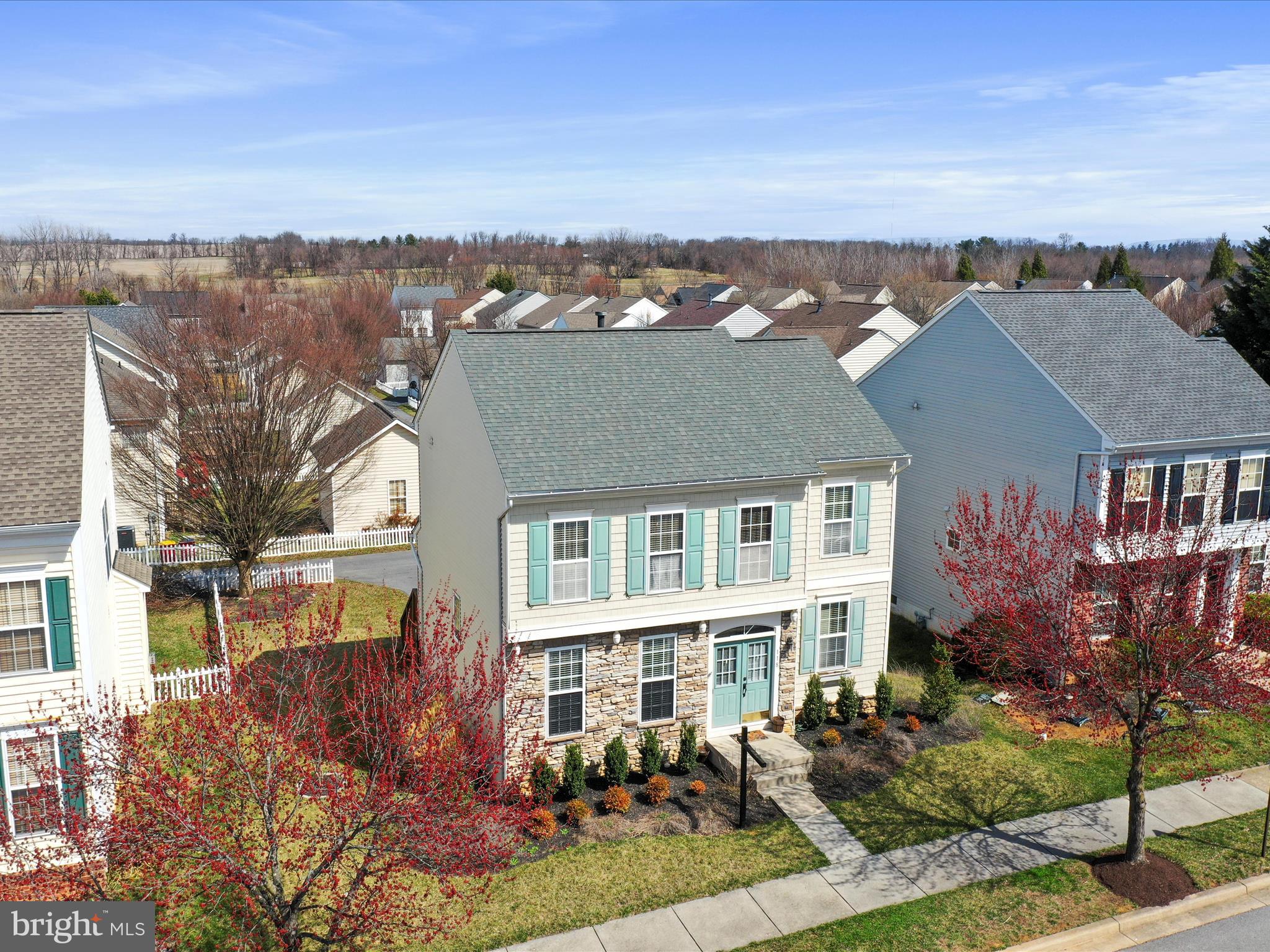 HUNTFIELD - Residential