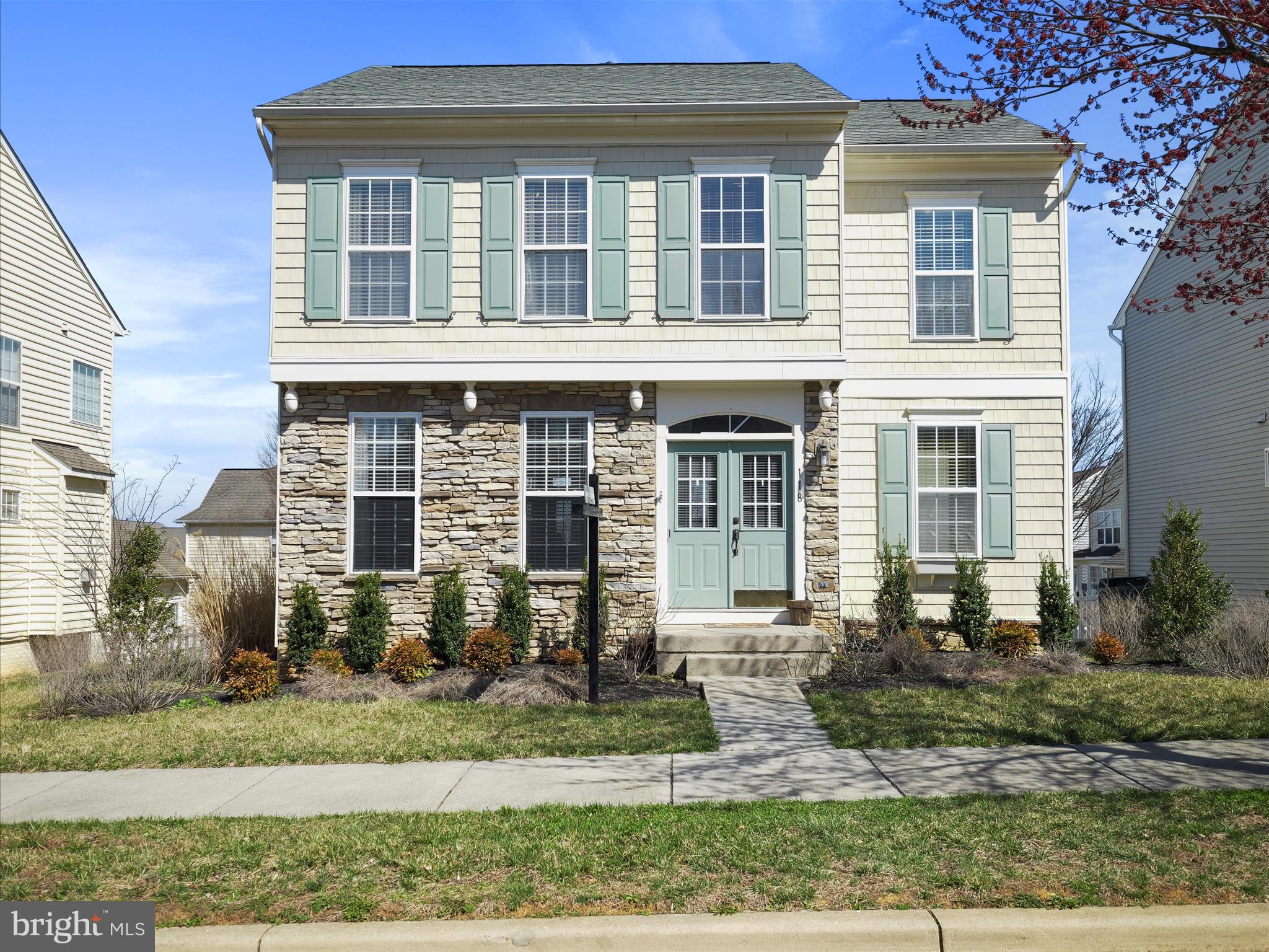 HUNTFIELD - Residential