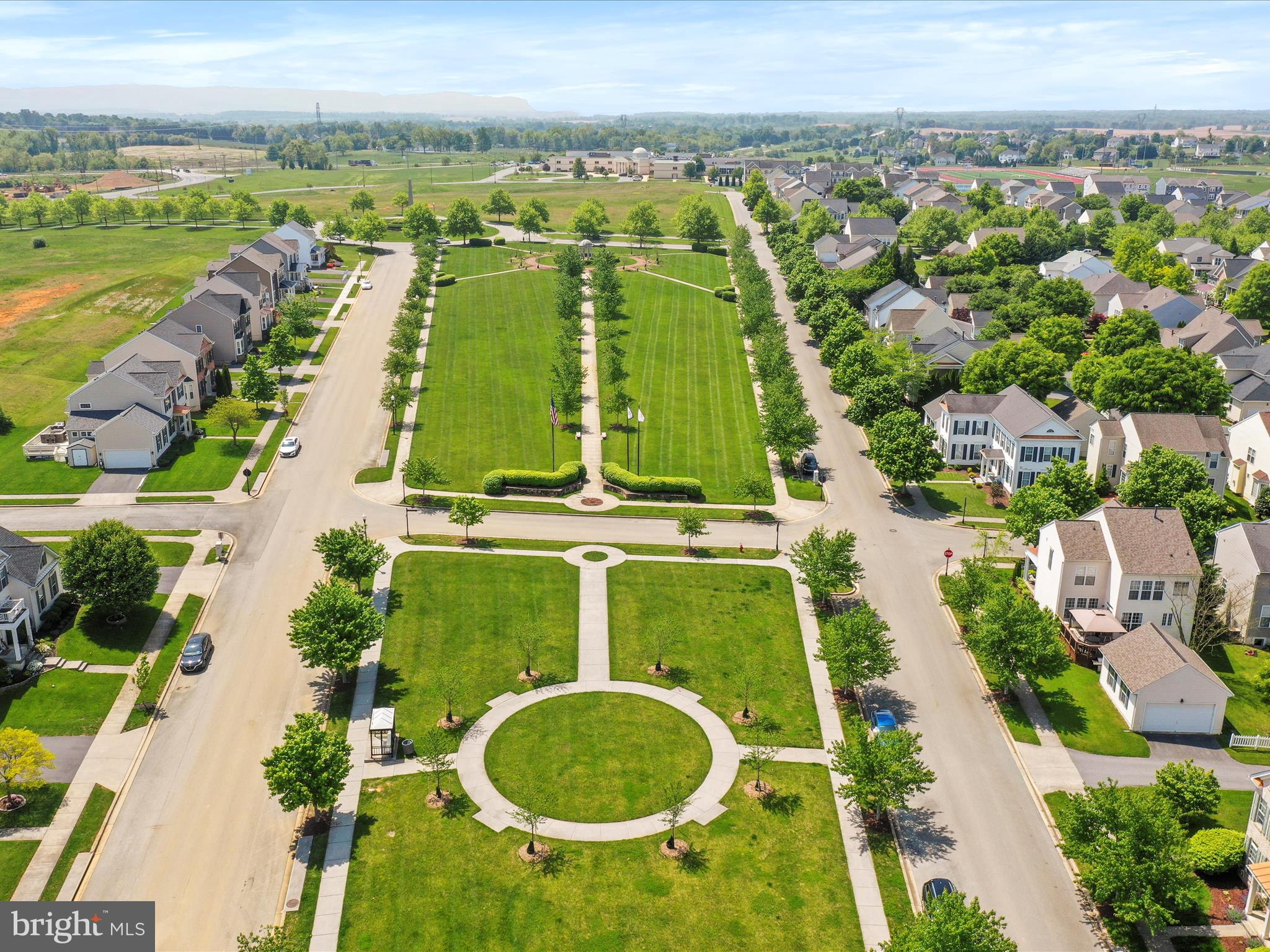 HUNTFIELD - Residential