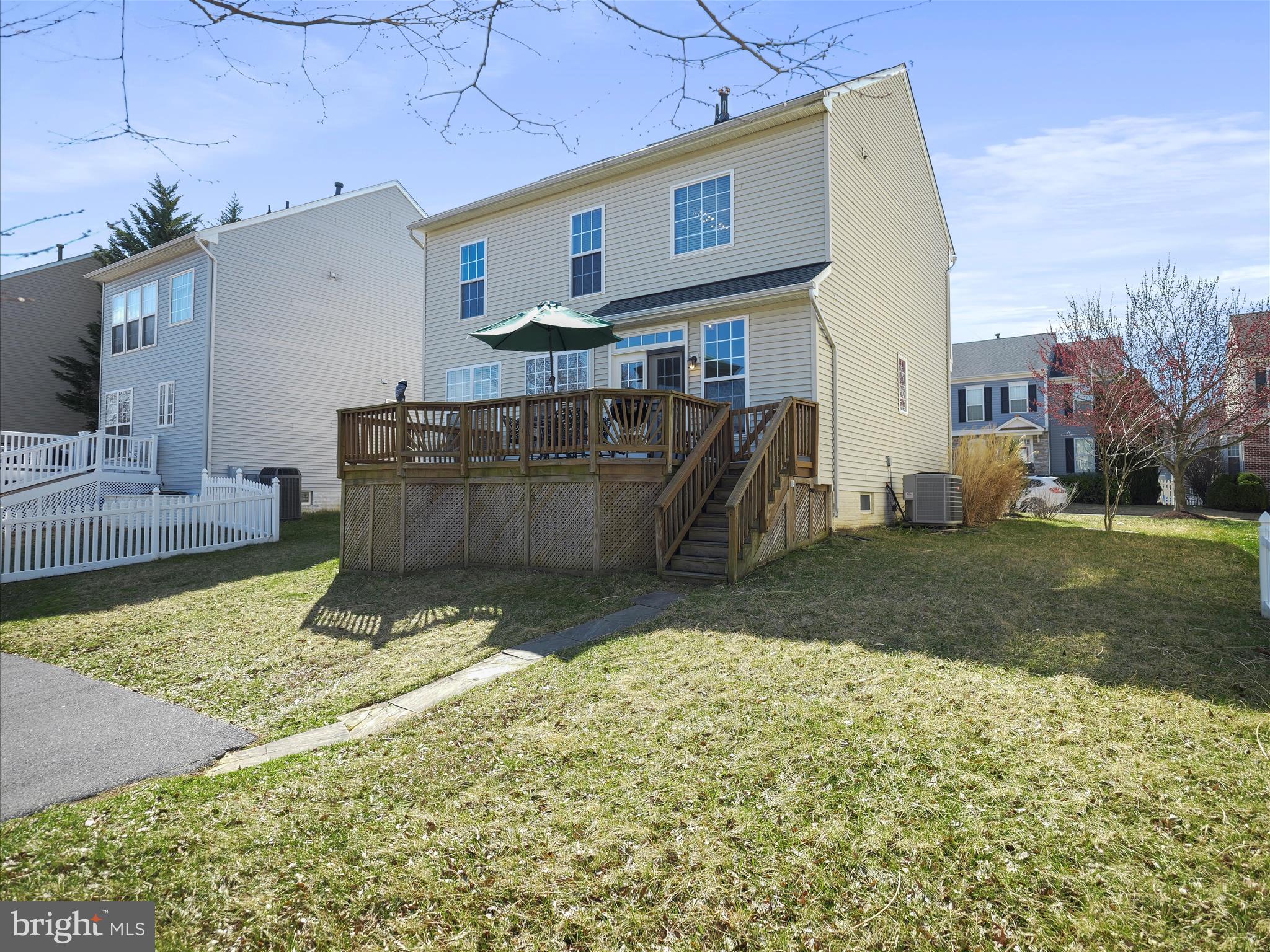 HUNTFIELD - Residential