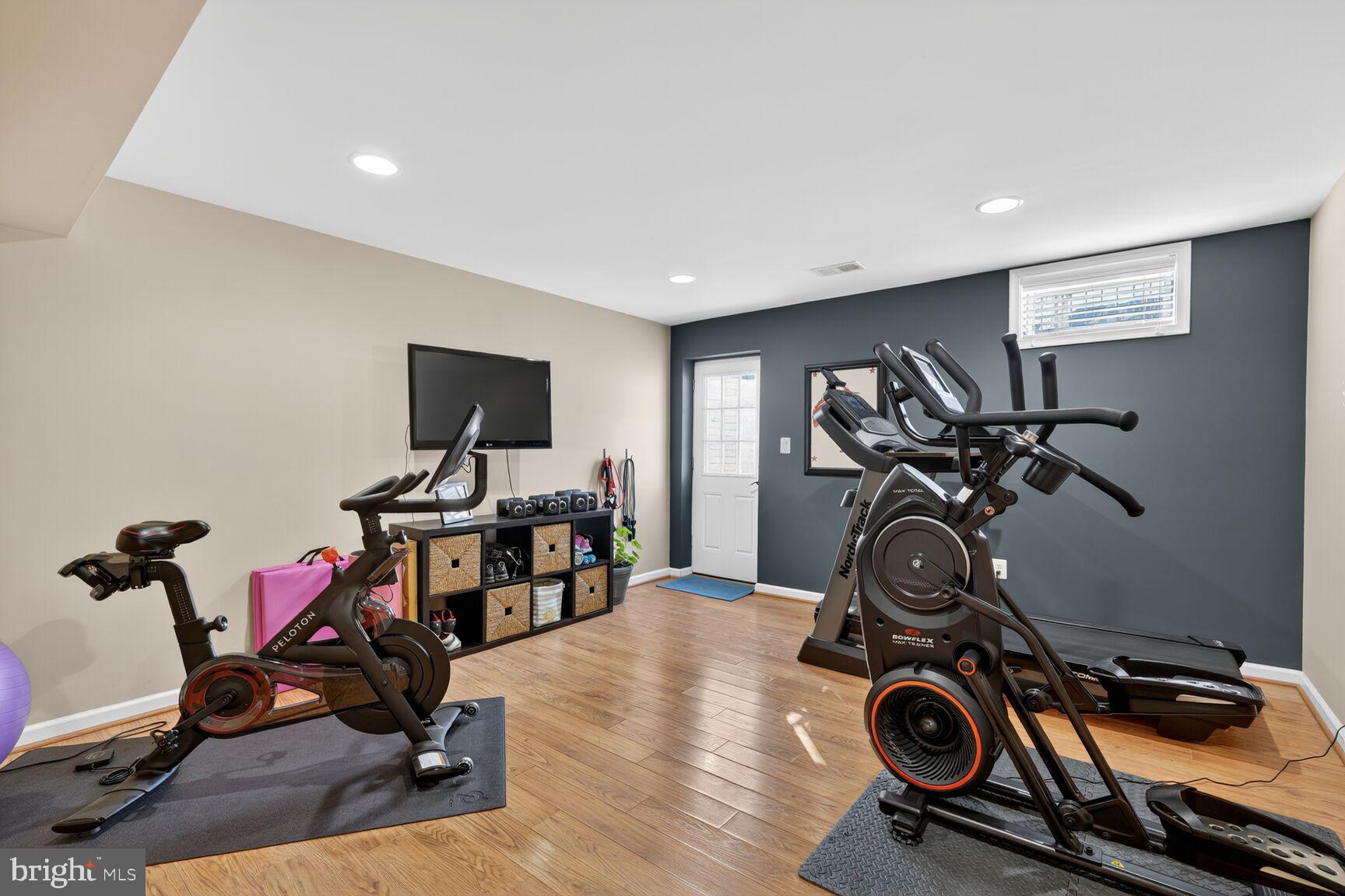 VILLAGE AT LORTON VALLEY - Residential