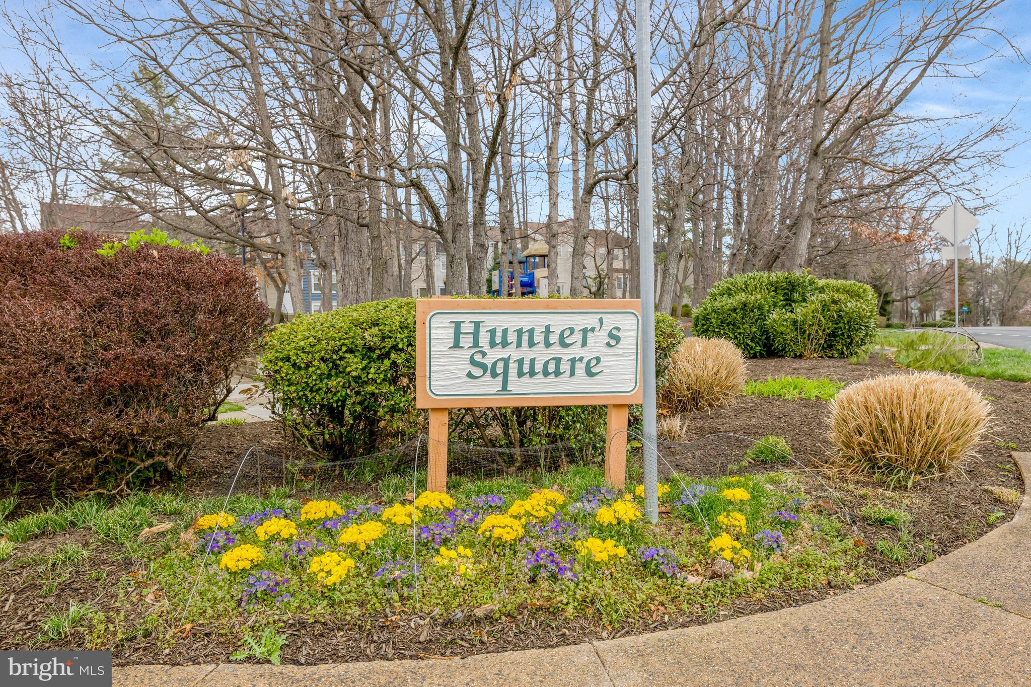 HUNTERS SQUARE - Residential