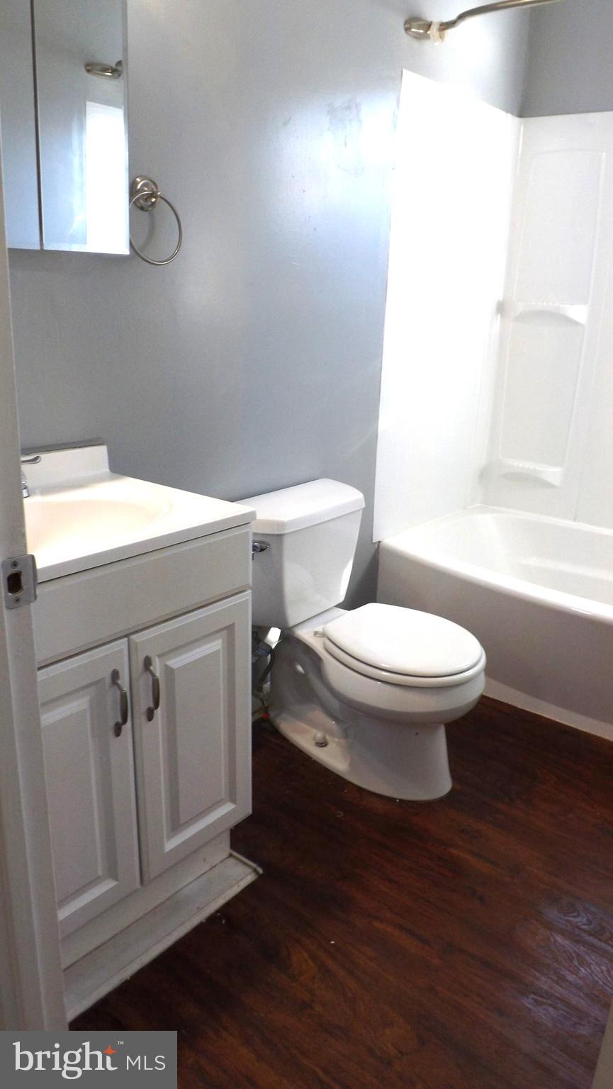 VALLEY VIEW VILLAGE - Residential Lease