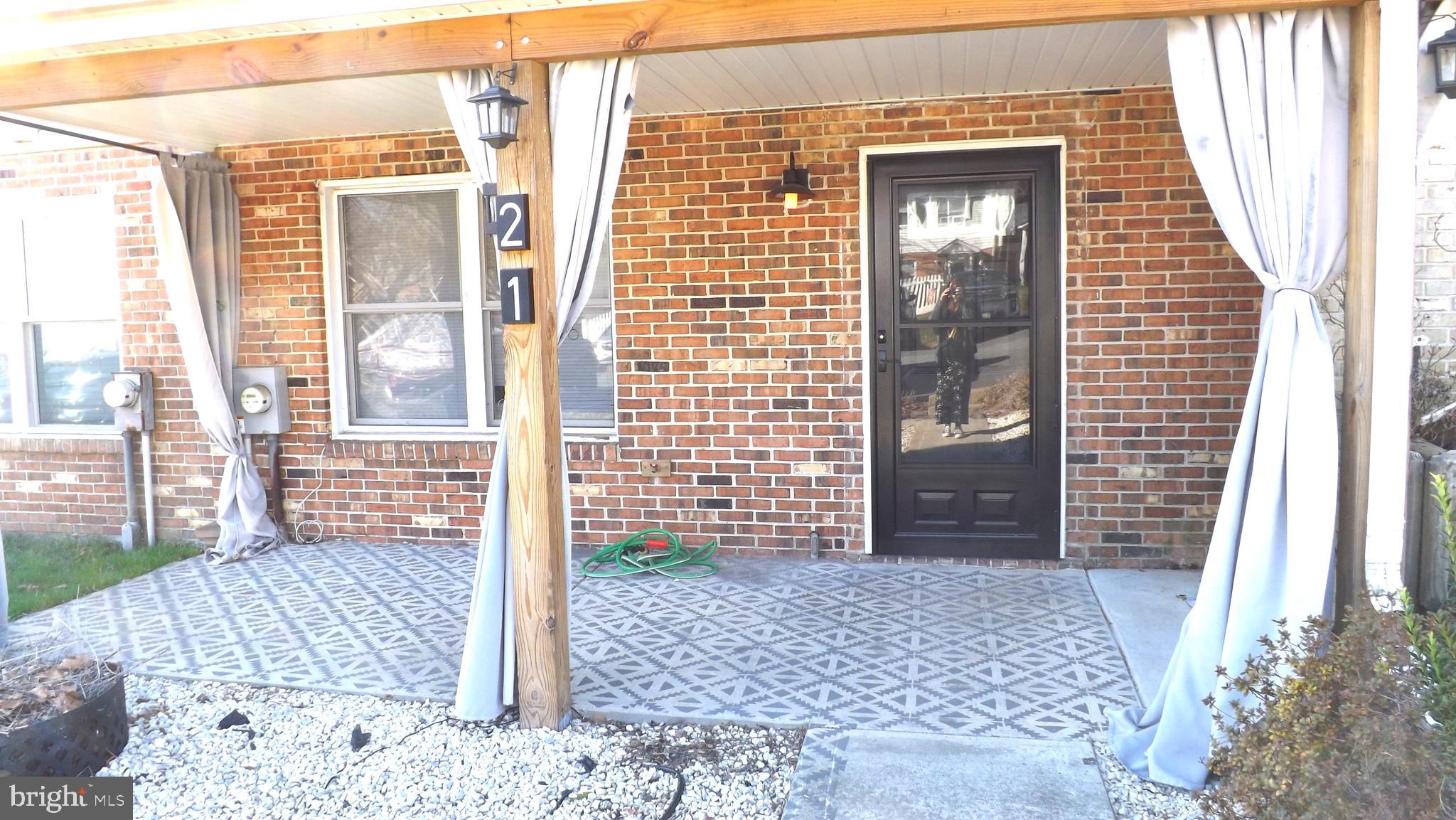 VALLEY VIEW VILLAGE - Residential Lease