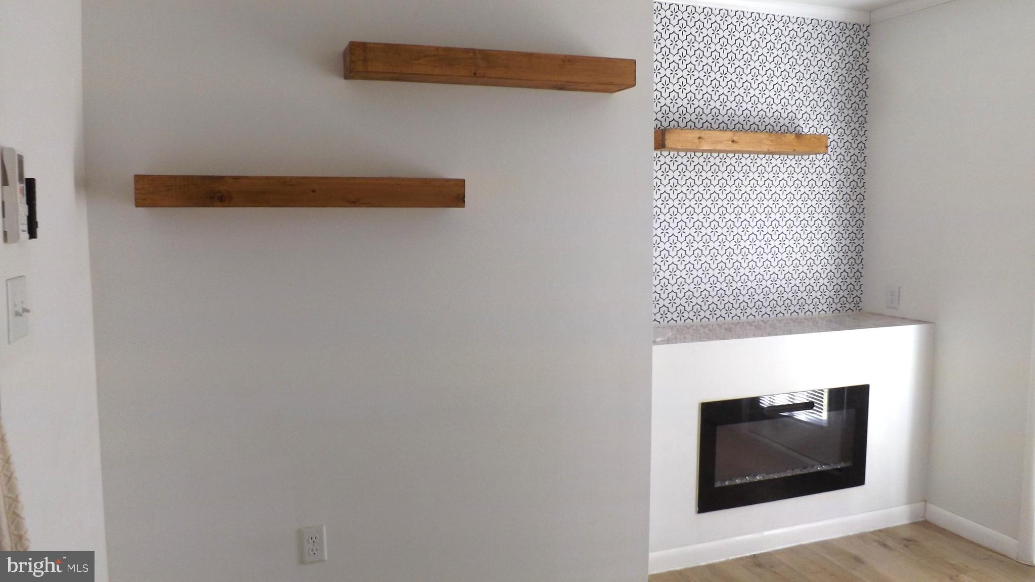 VALLEY VIEW VILLAGE - Residential Lease