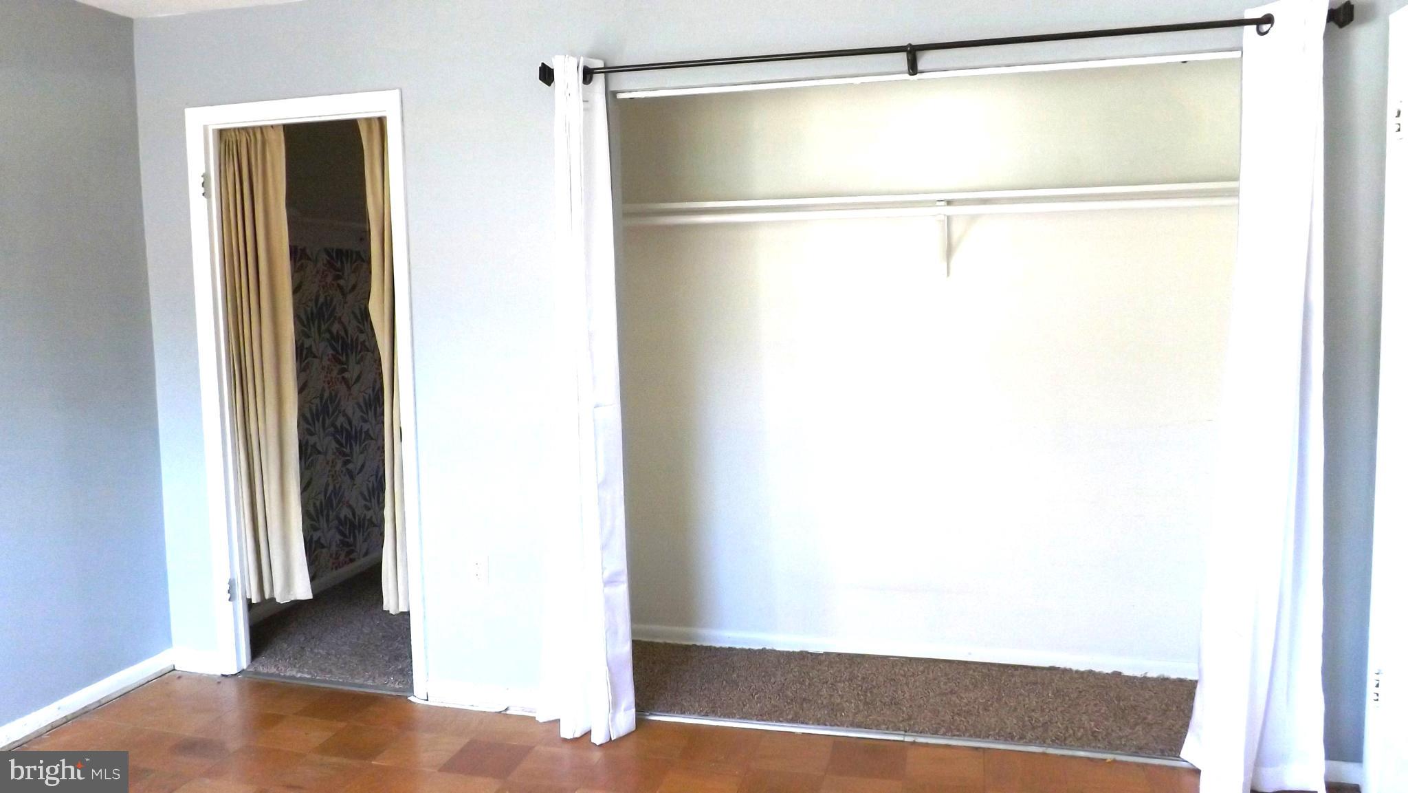 VALLEY VIEW VILLAGE - Residential Lease