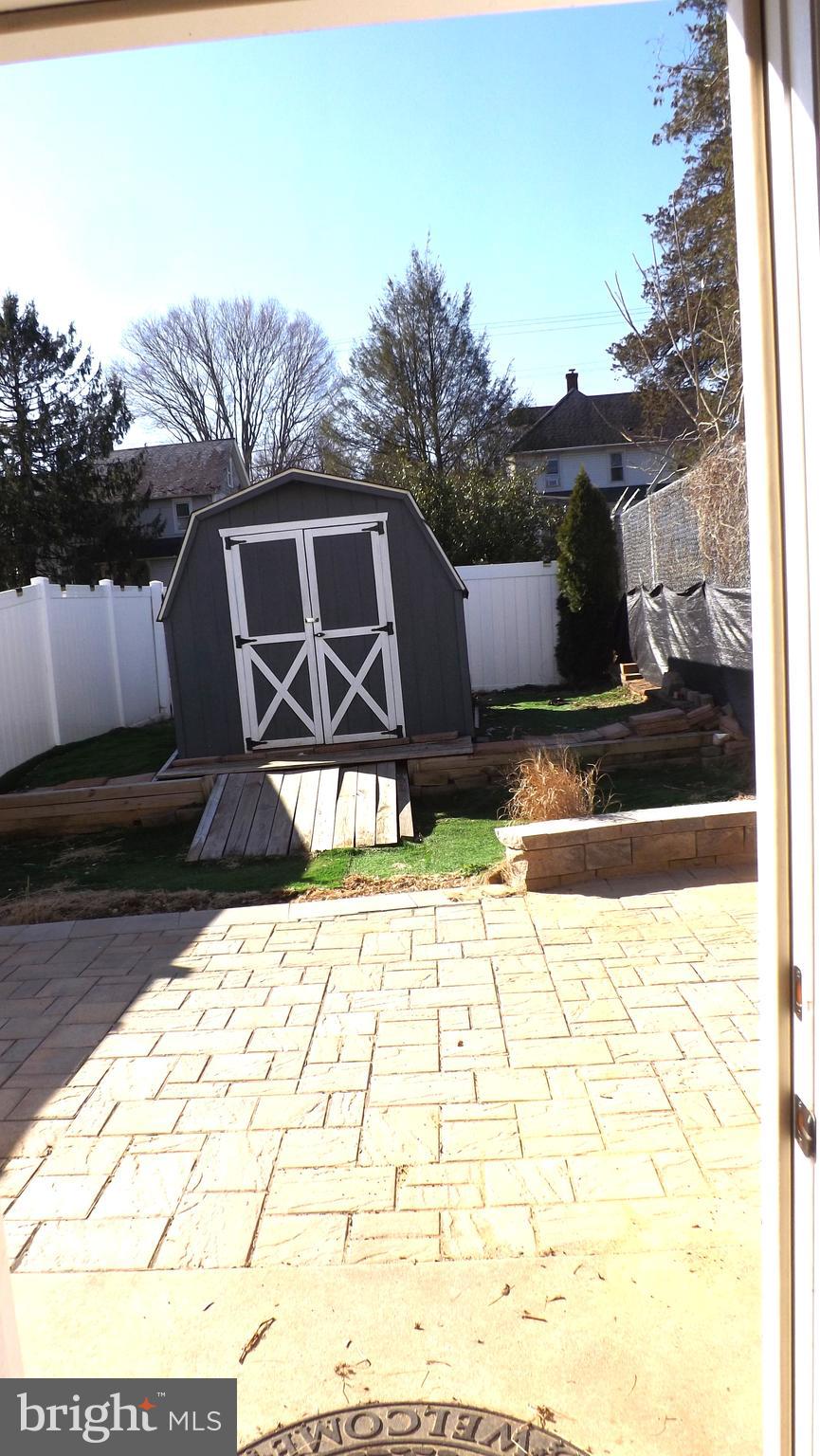 VALLEY VIEW VILLAGE - Residential Lease