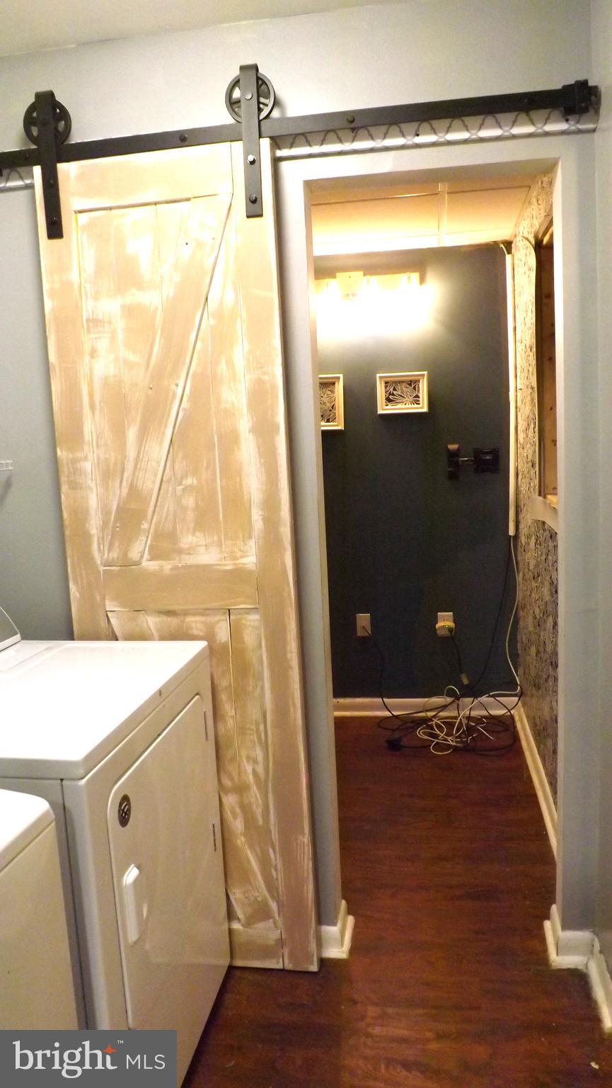 VALLEY VIEW VILLAGE - Residential Lease