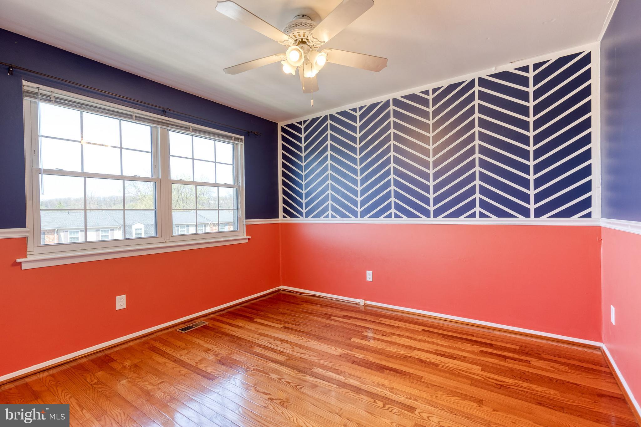 CARLTON SQUARE - Residential