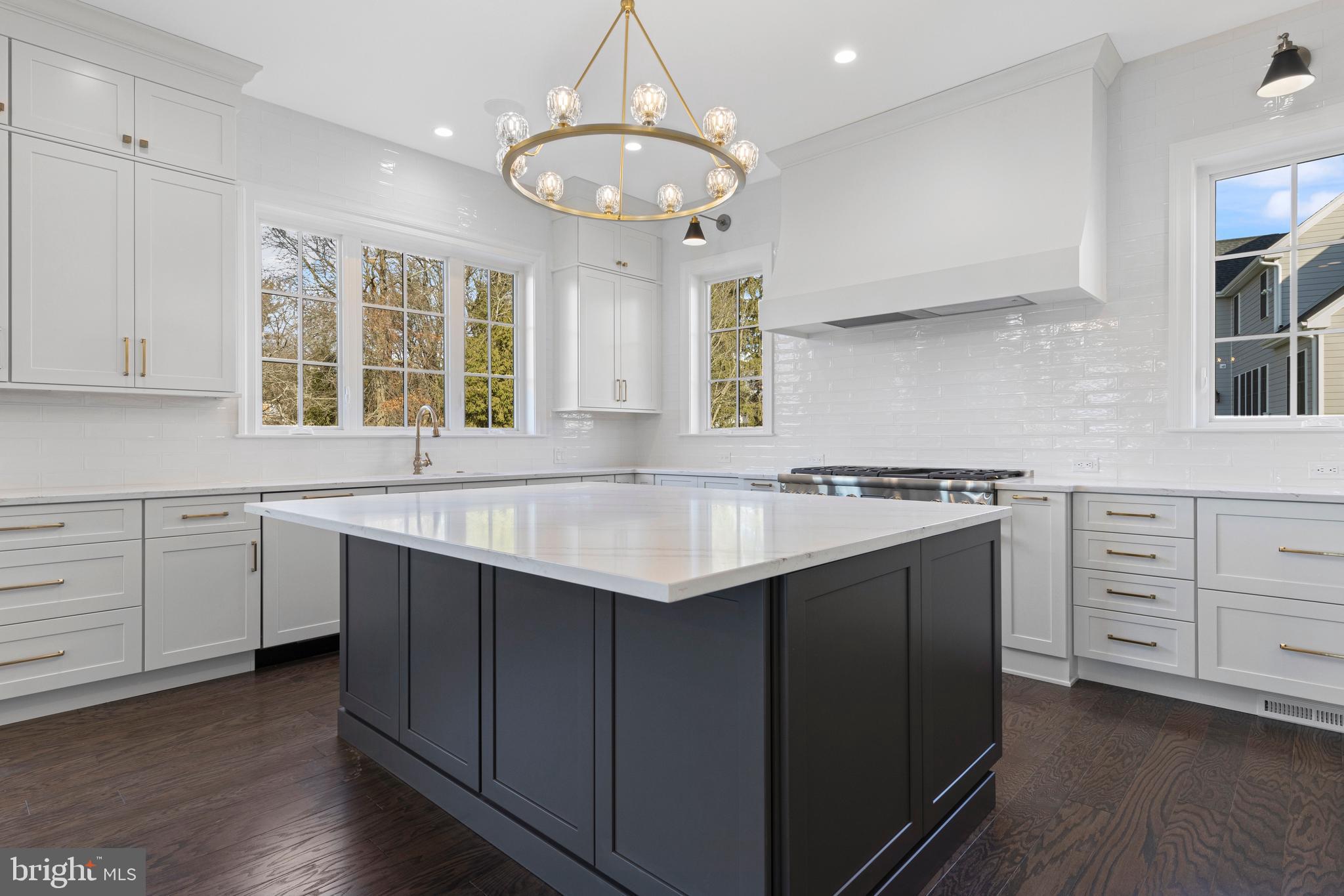 MILLSTONE MEADOWS - Residential