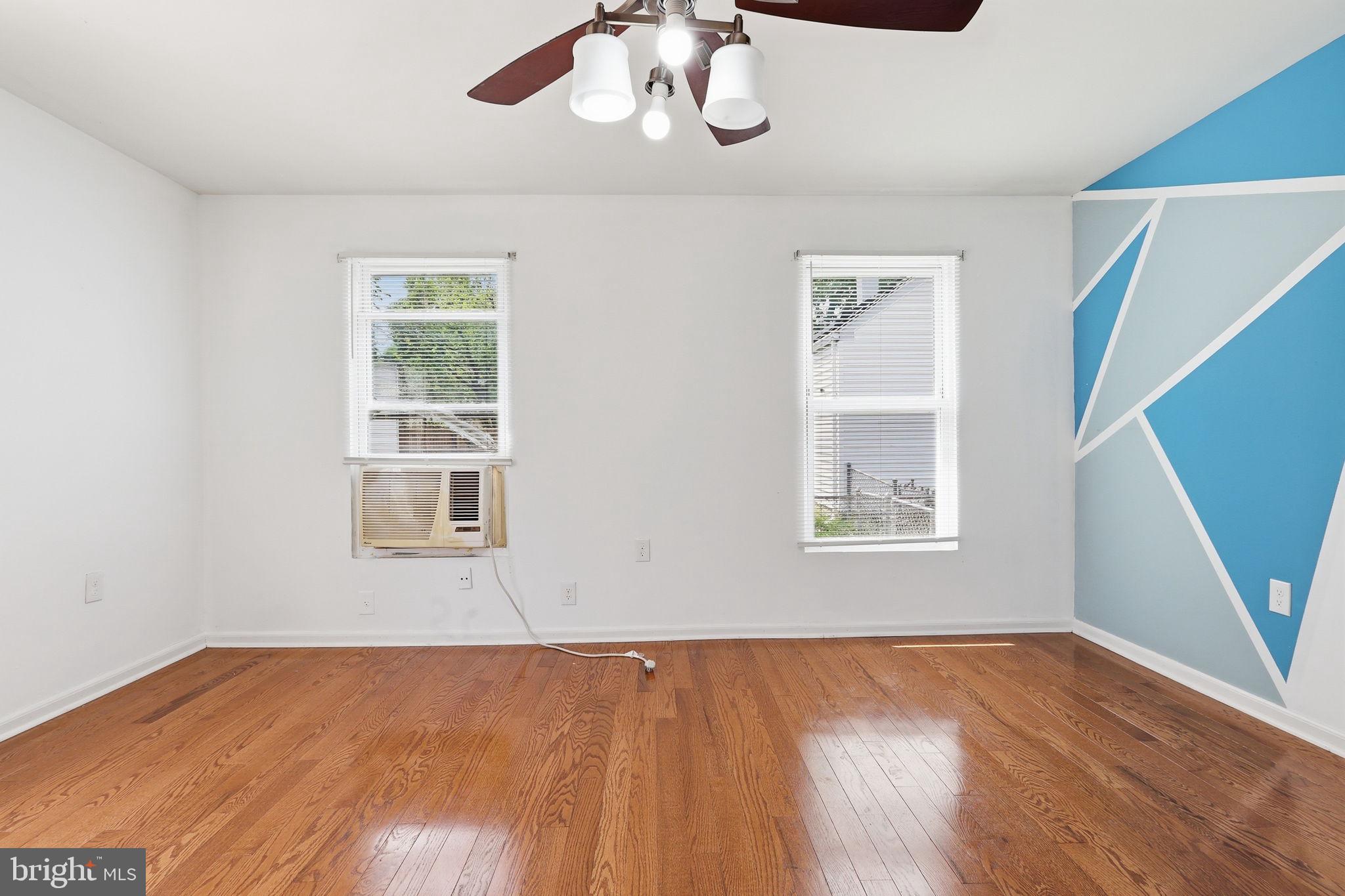 NORTH FORESTVILLE - Residential