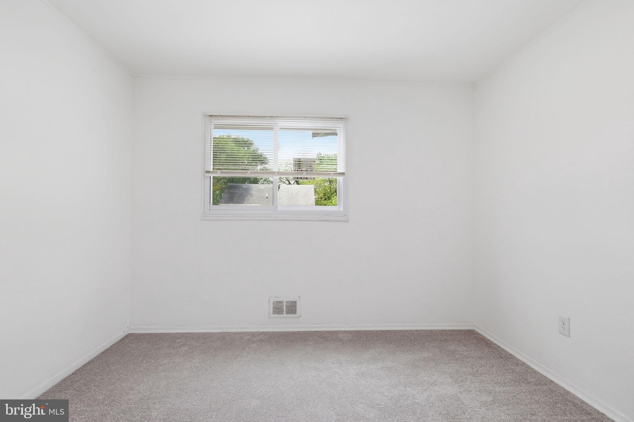 NORTH FORESTVILLE - Residential