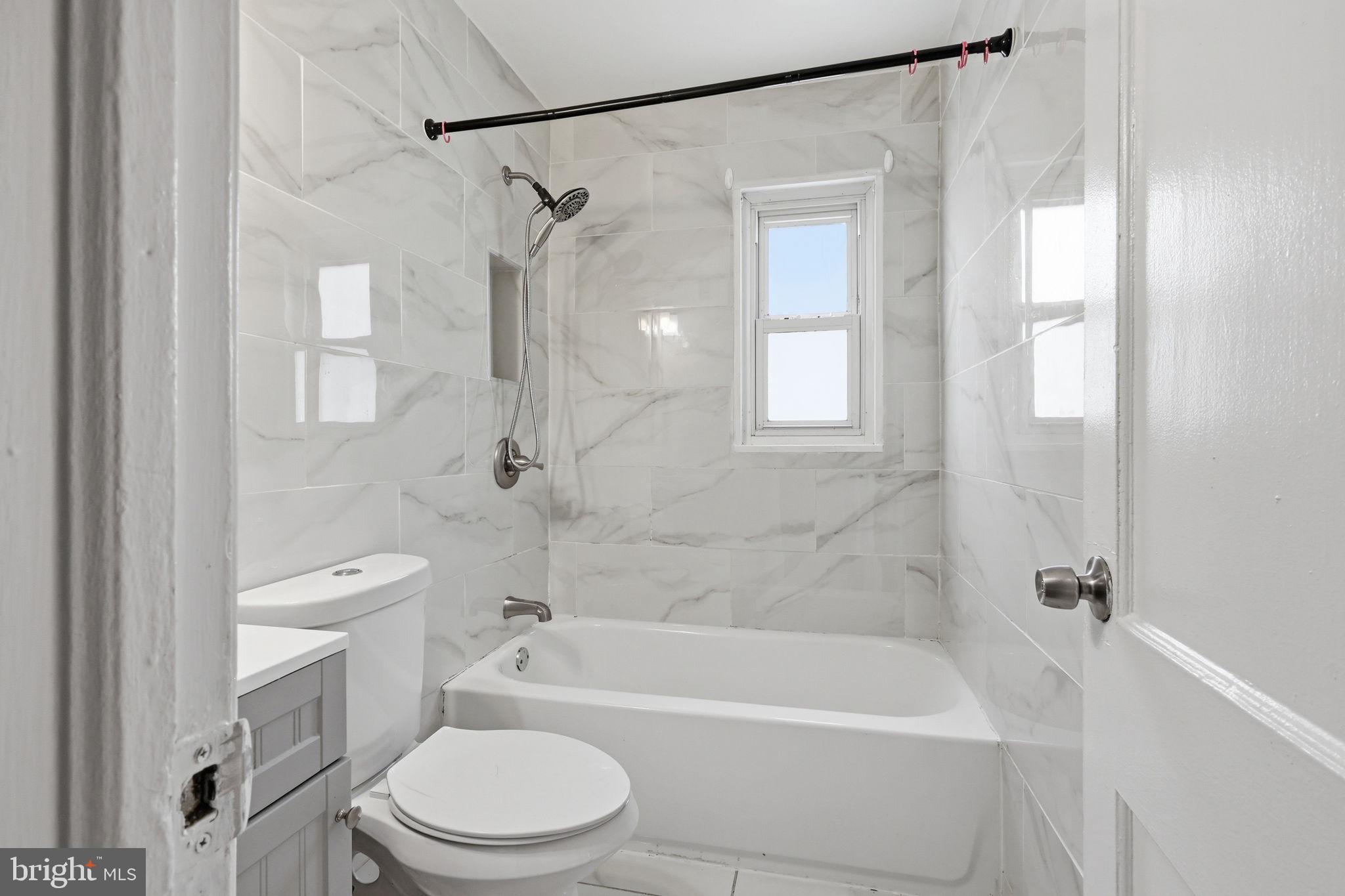 NORTH FORESTVILLE - Residential