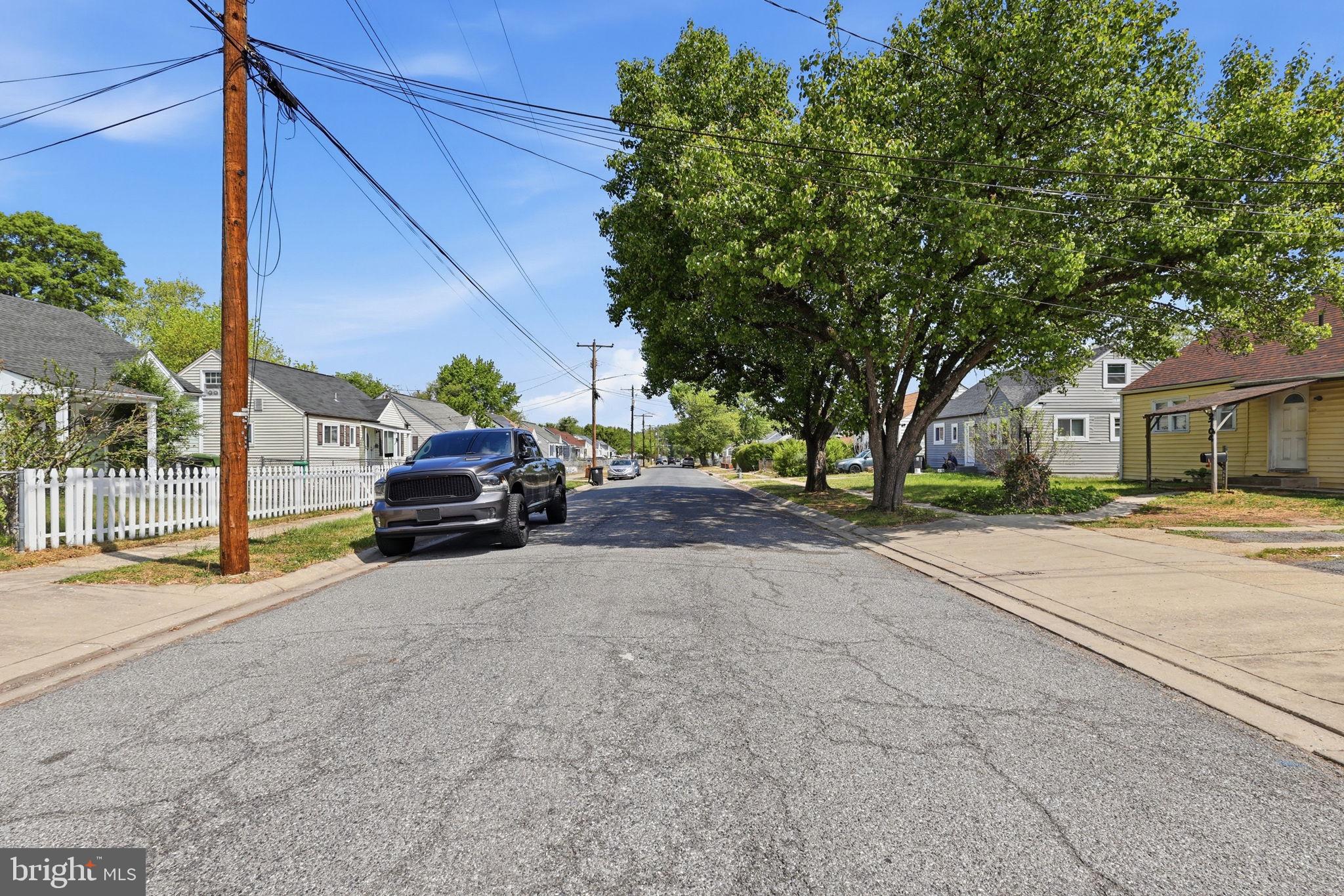 NORTH FORESTVILLE - Residential