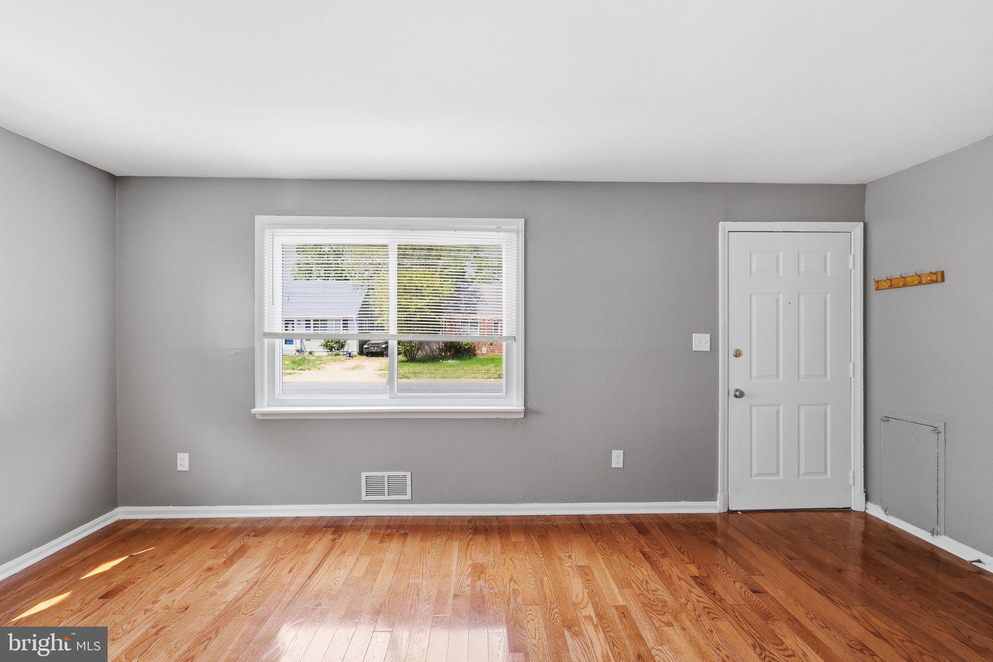 NORTH FORESTVILLE - Residential