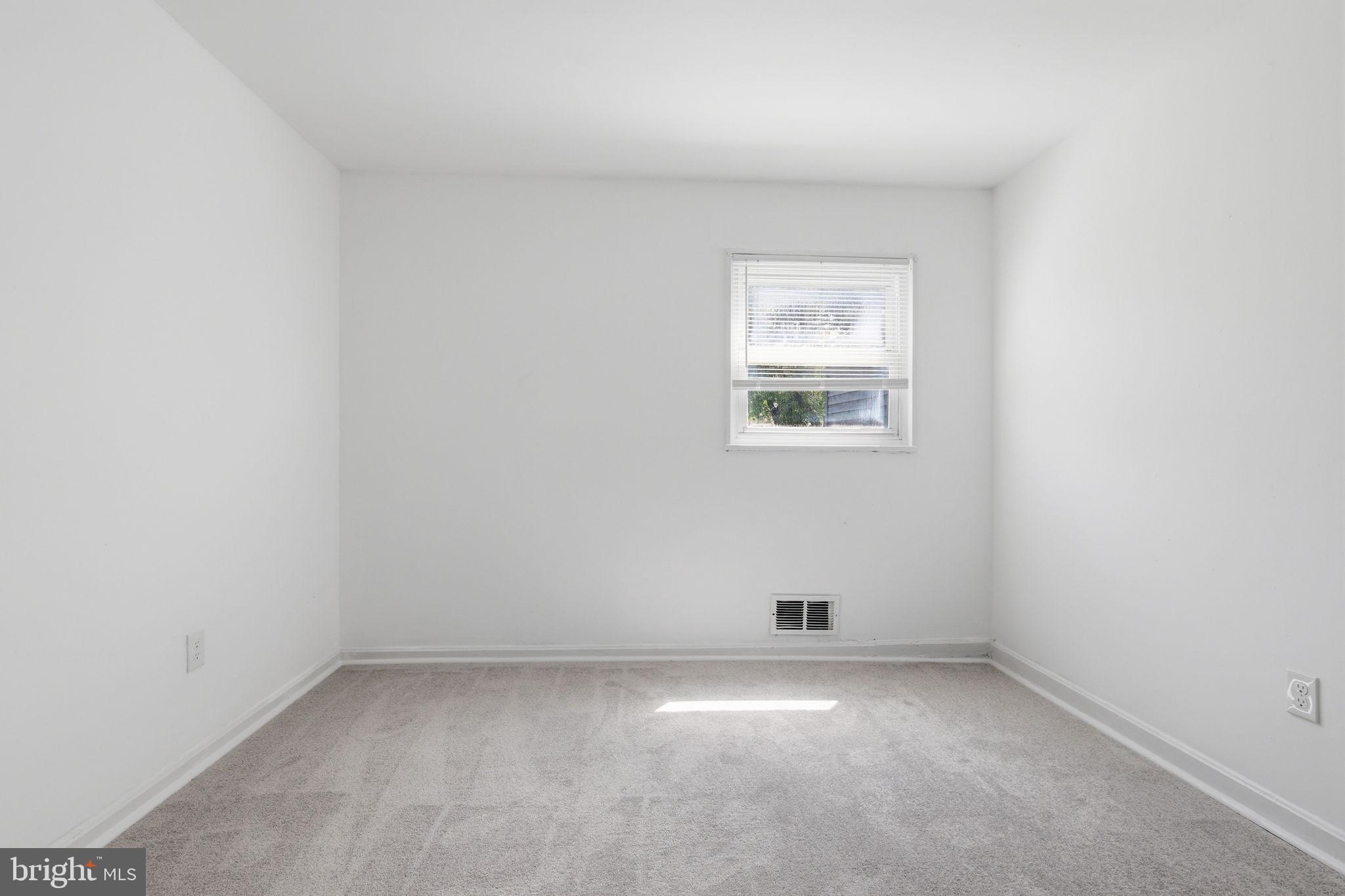 NORTH FORESTVILLE - Residential