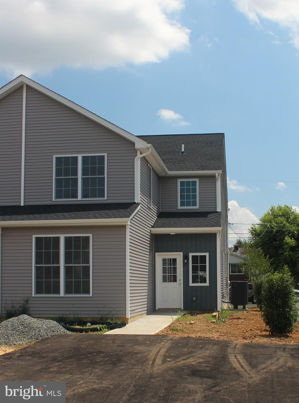25 KIERNAN AVENUE
