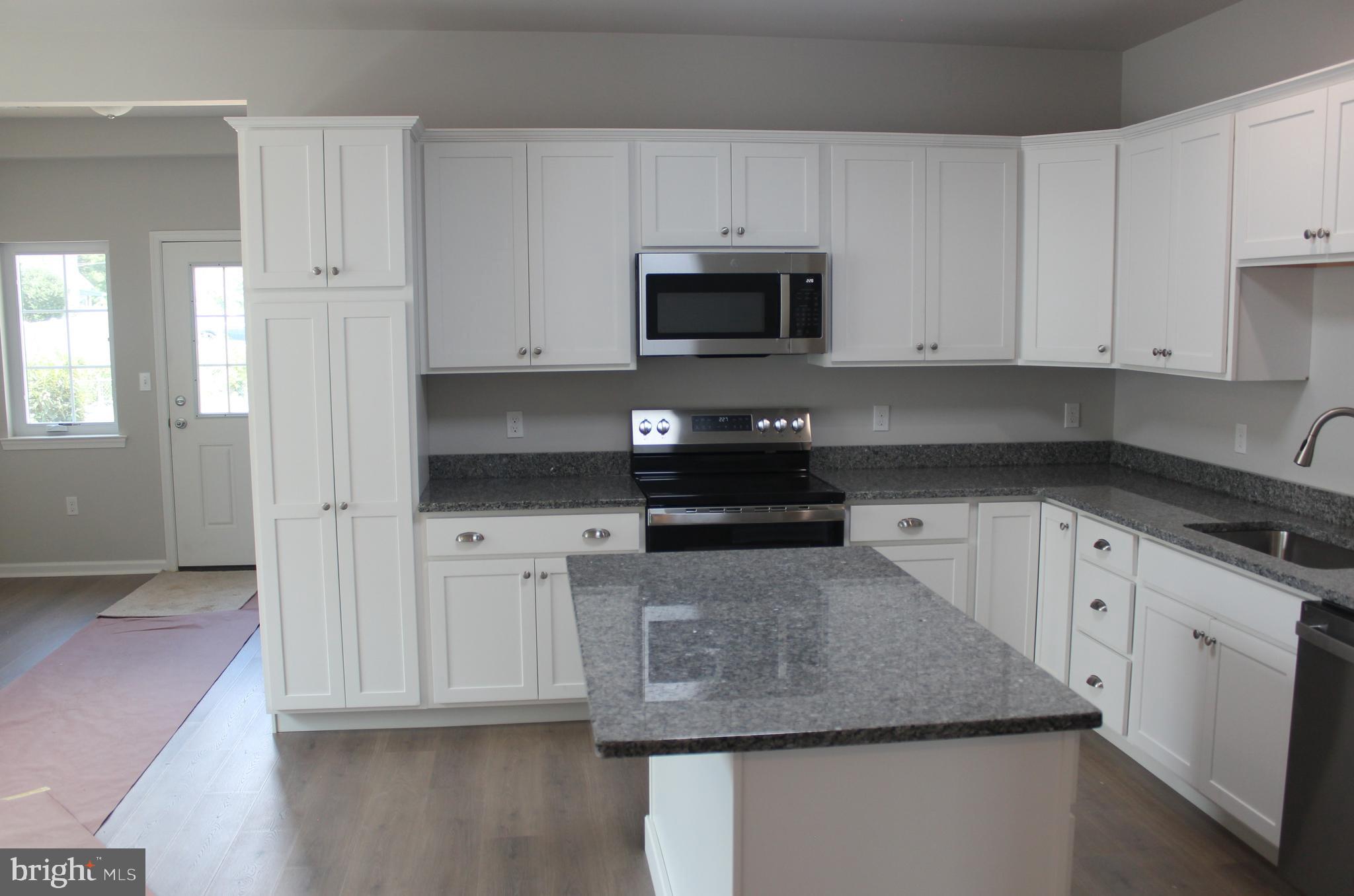 25 KIERNAN AVENUE