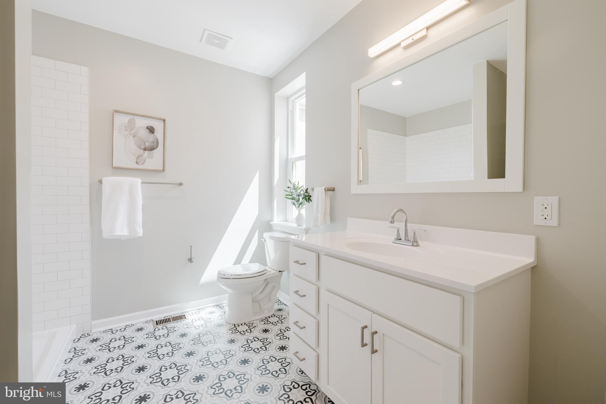 JOHNSTON SQUARE - Residential