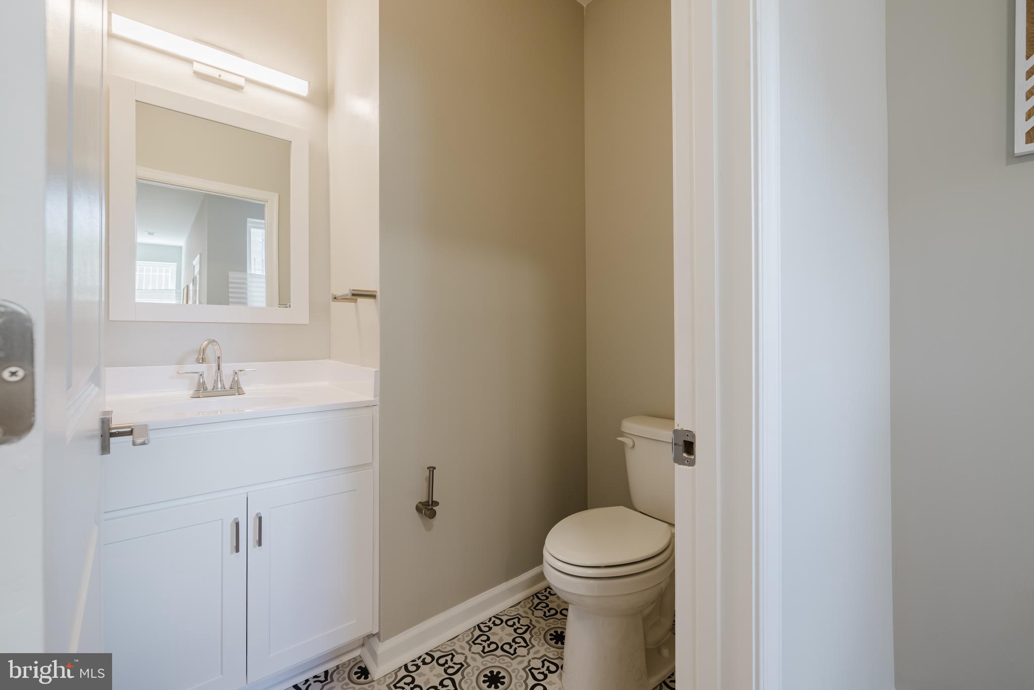 JOHNSTON SQUARE - Residential