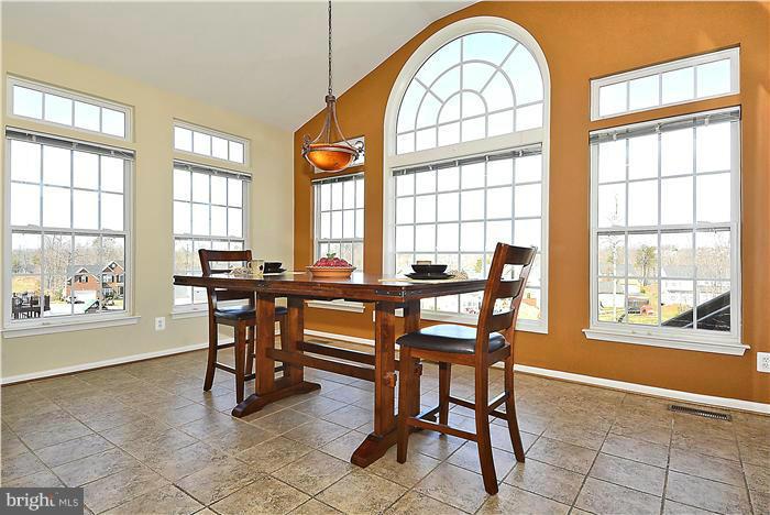 WAYSIDE VILLAGE - Residential