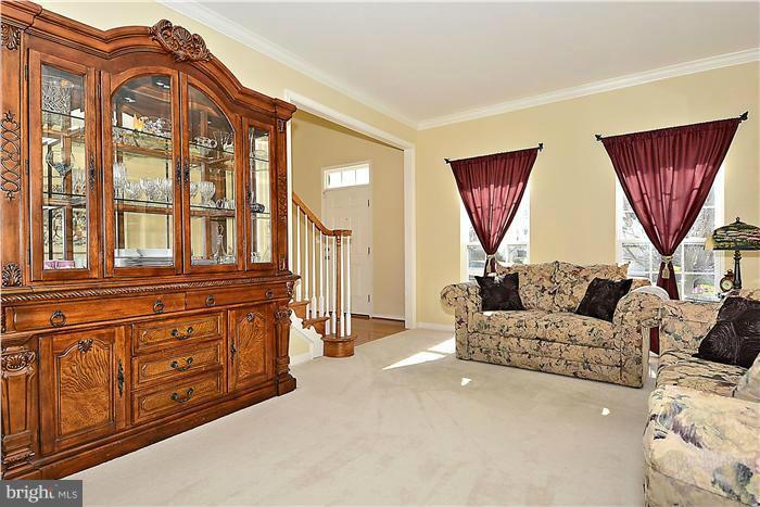 WAYSIDE VILLAGE - Residential