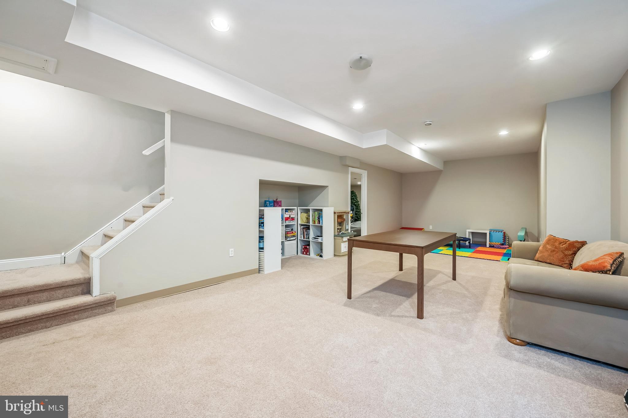 WILLITS POND - Residential