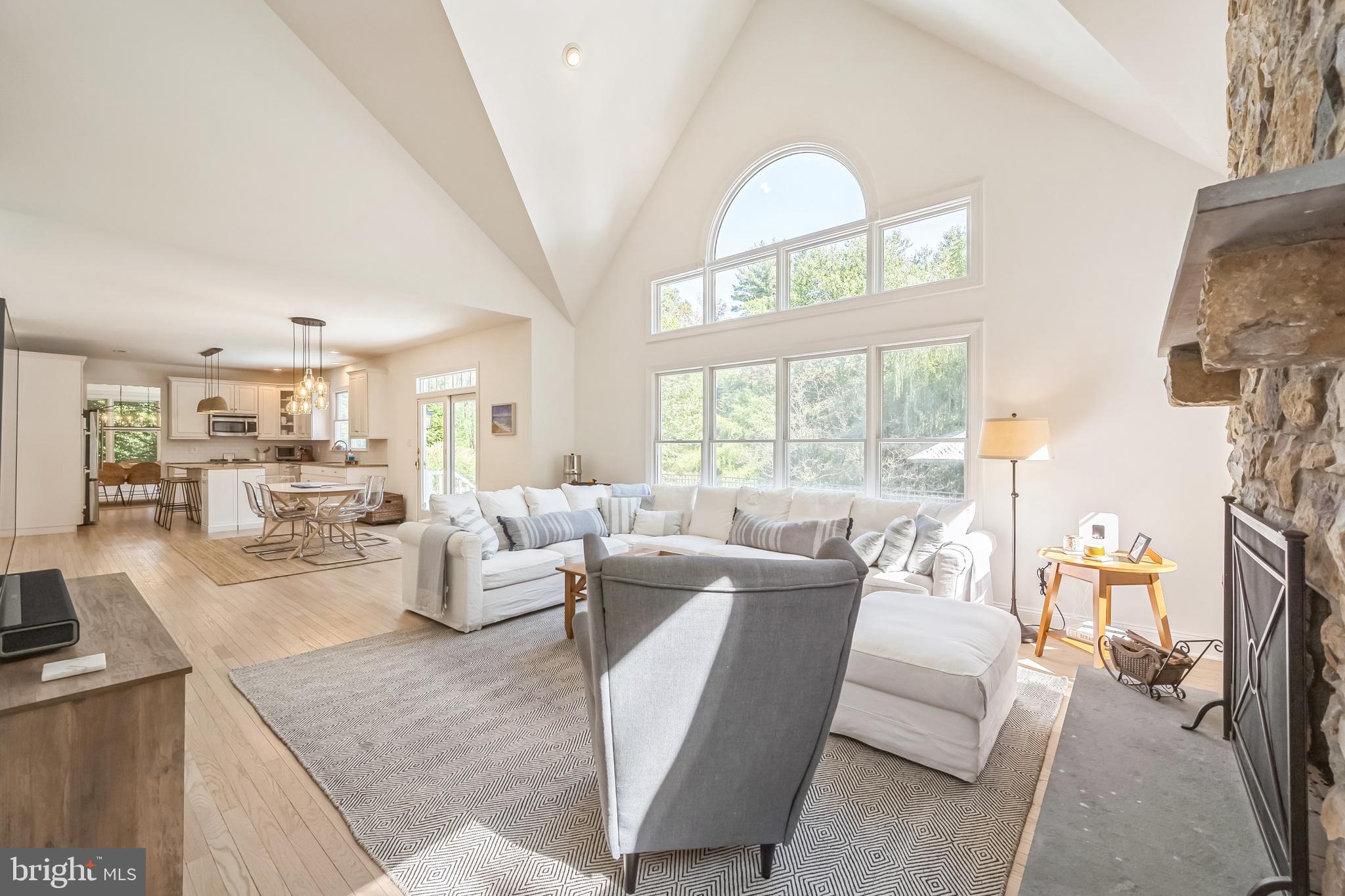 WILLITS POND - Residential