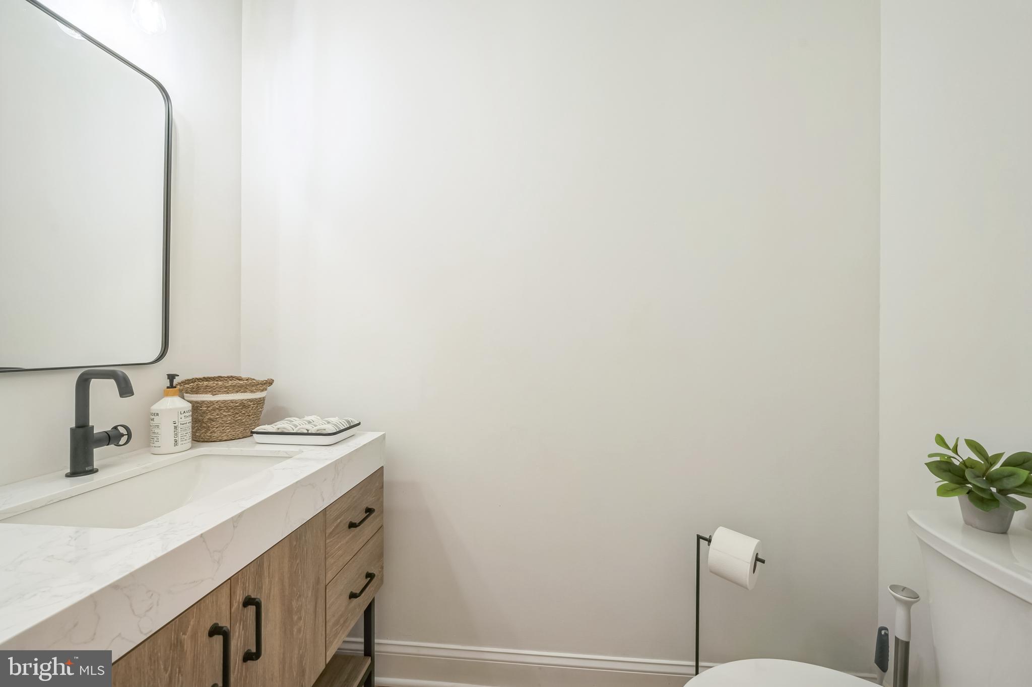 WILLITS POND - Residential