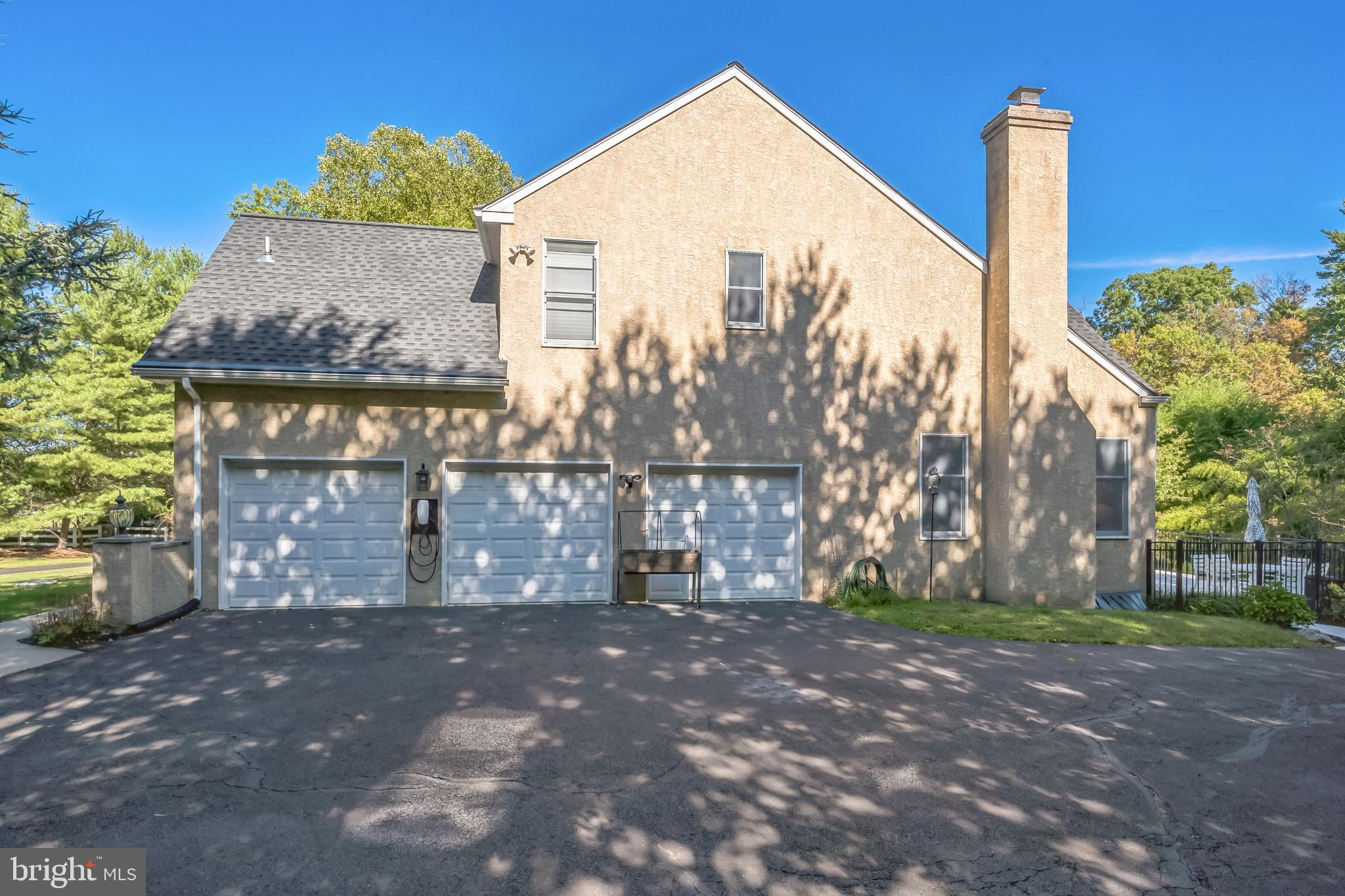 WILLITS POND - Residential