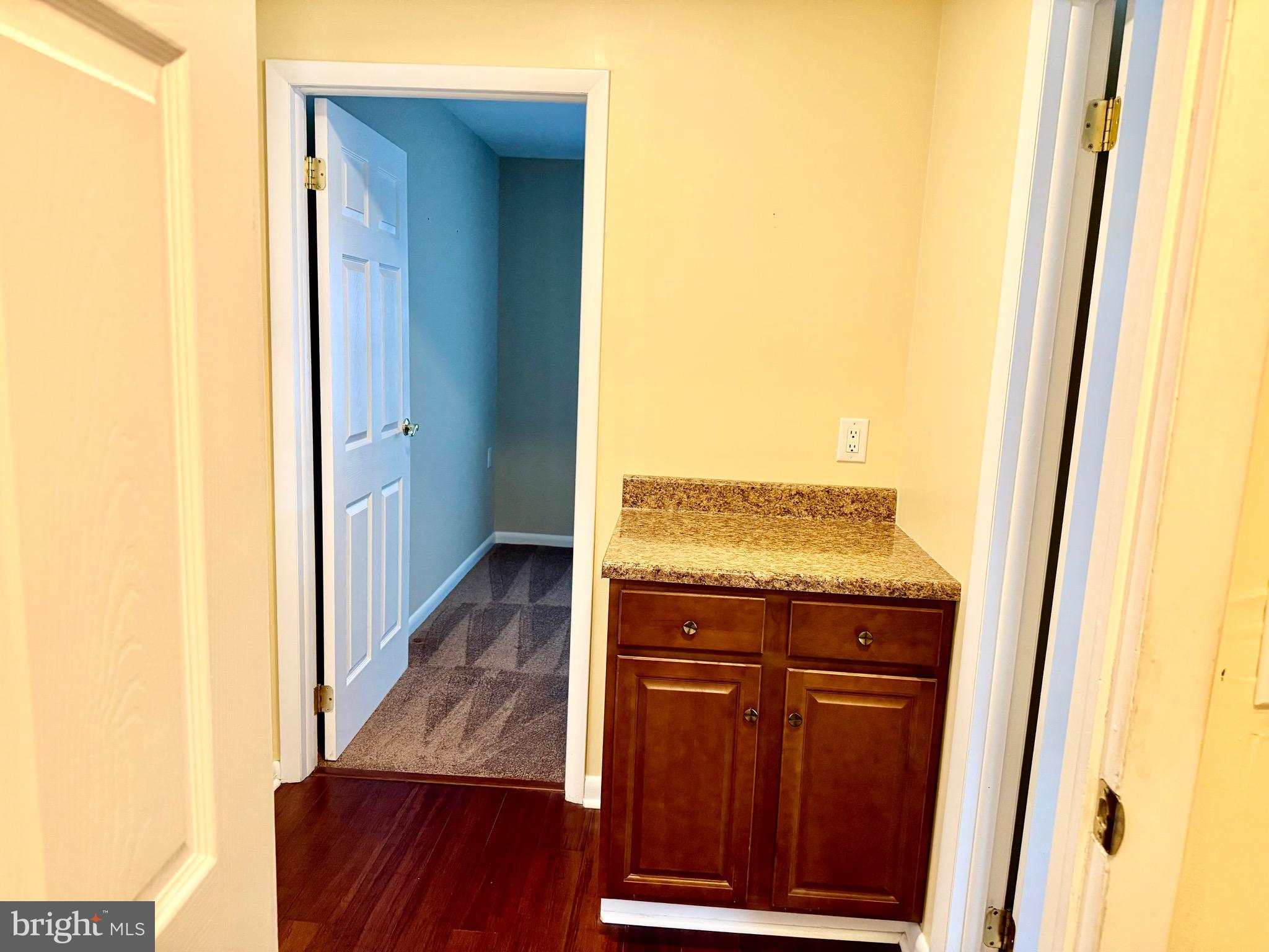 LEISURETOWNE - Residential