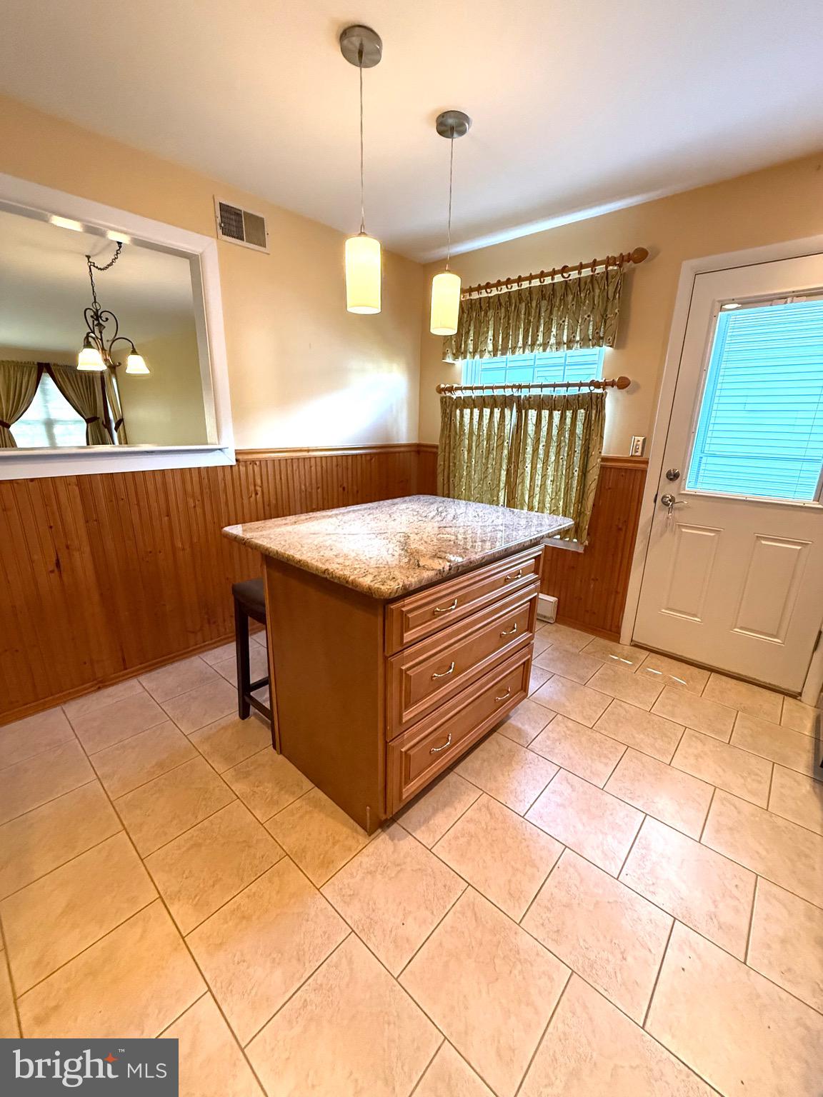 LEISURETOWNE - Residential