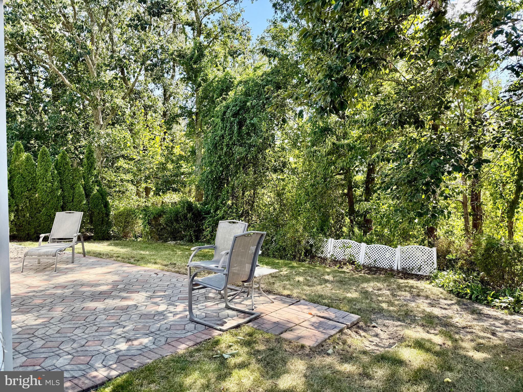 LEISURETOWNE - Residential