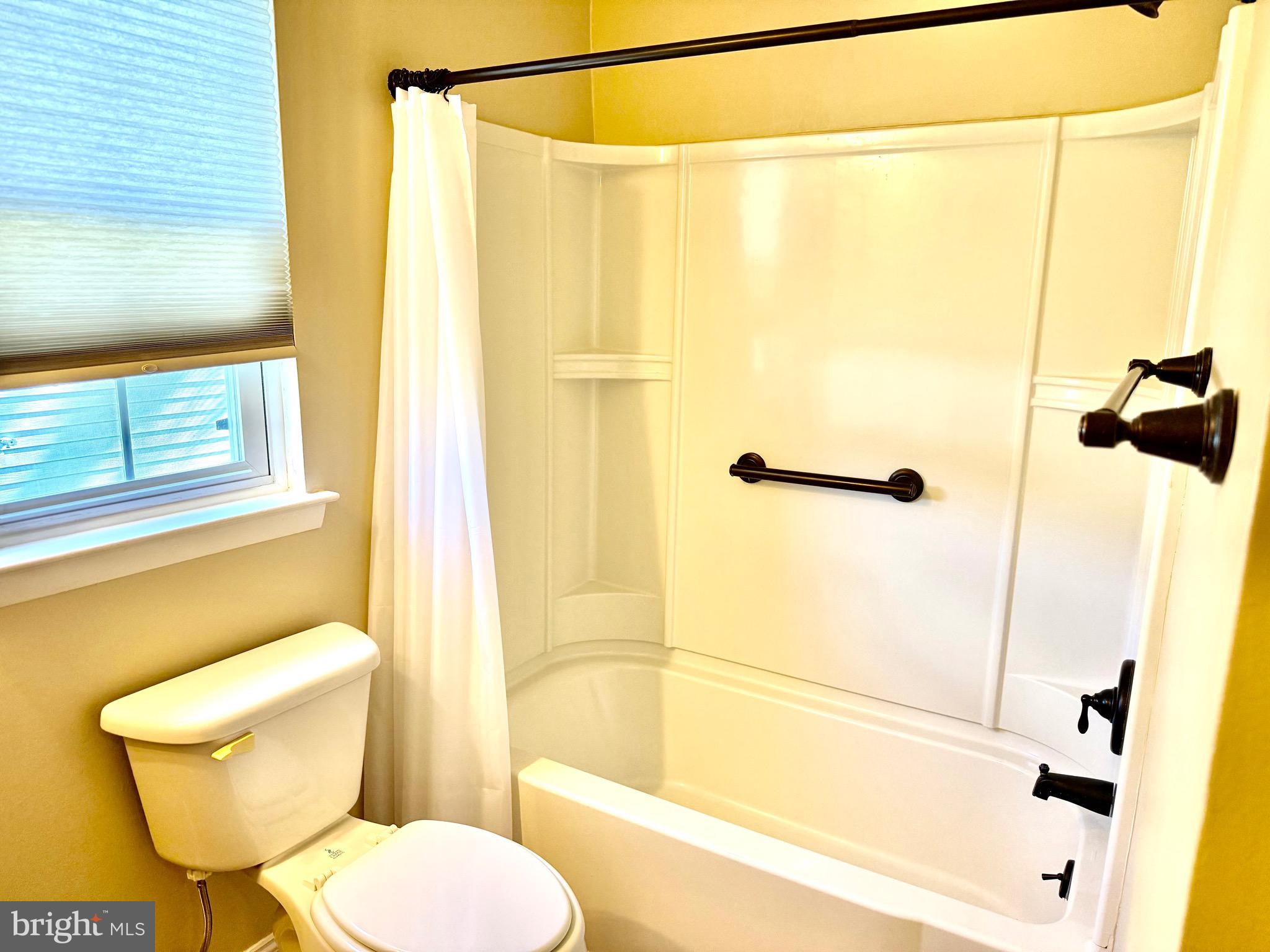 LEISURETOWNE - Residential