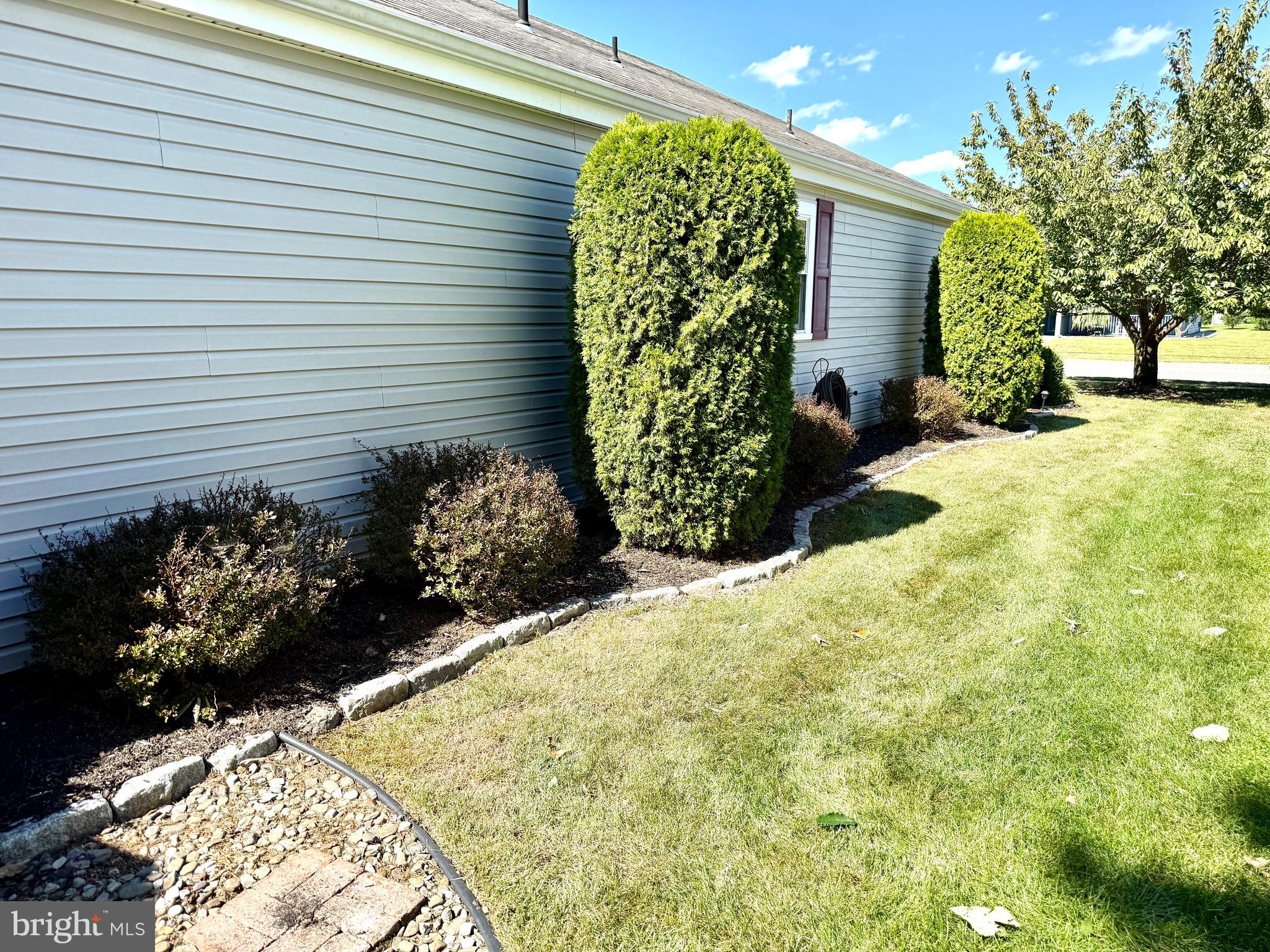 LEISURETOWNE - Residential