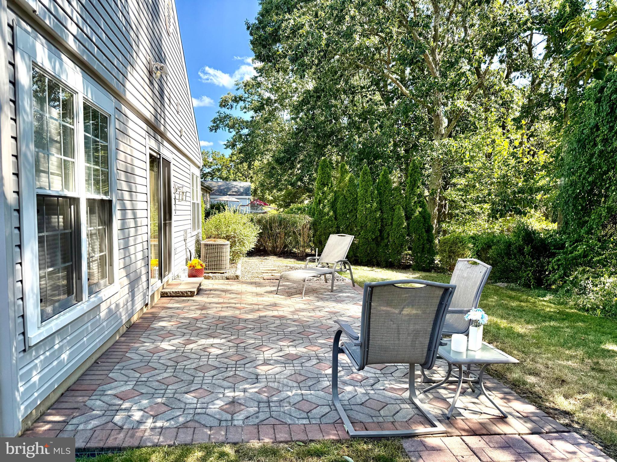 LEISURETOWNE - Residential