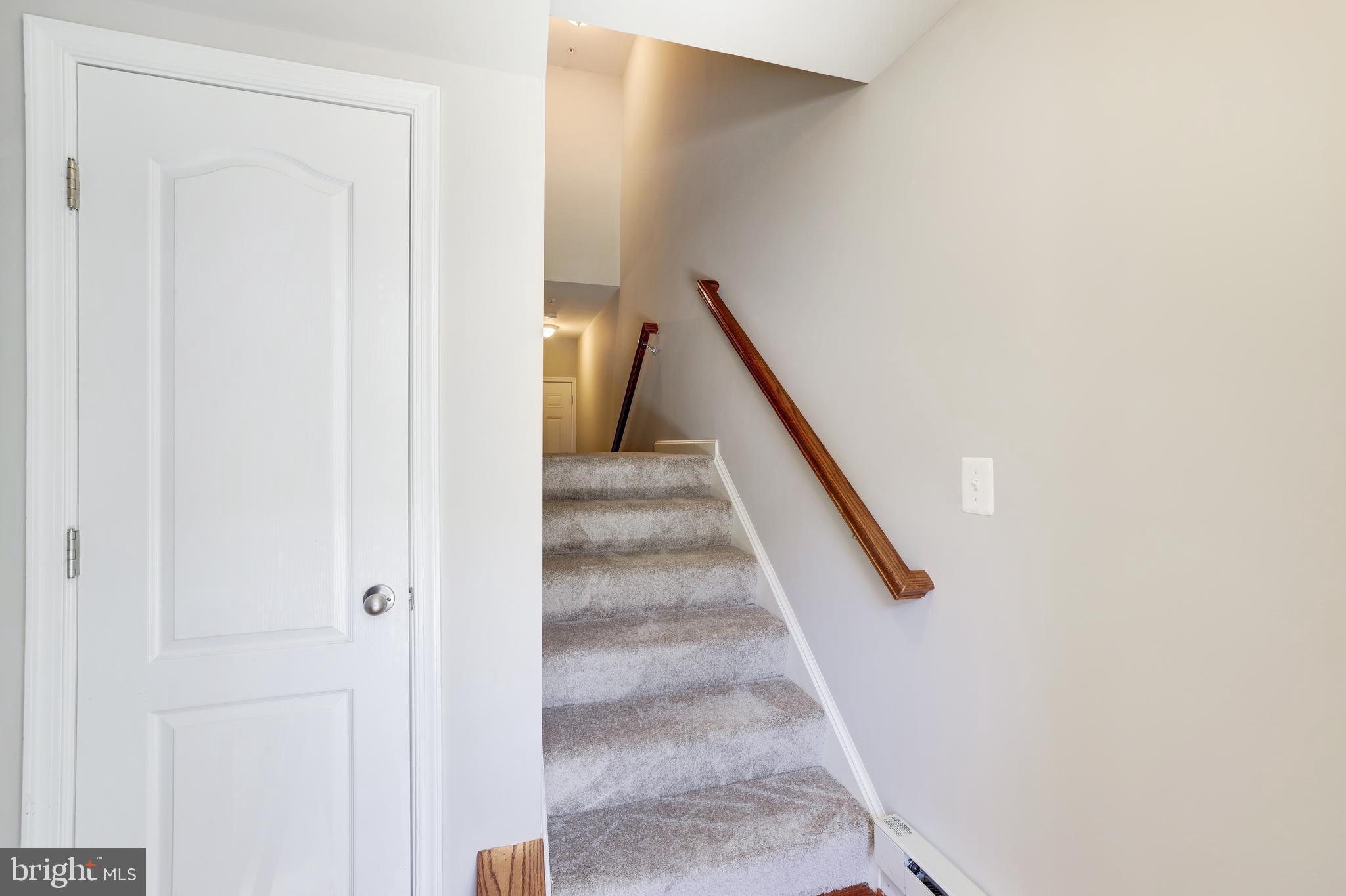 RESIDENCES AT BRAMBLETON - Residential Lease