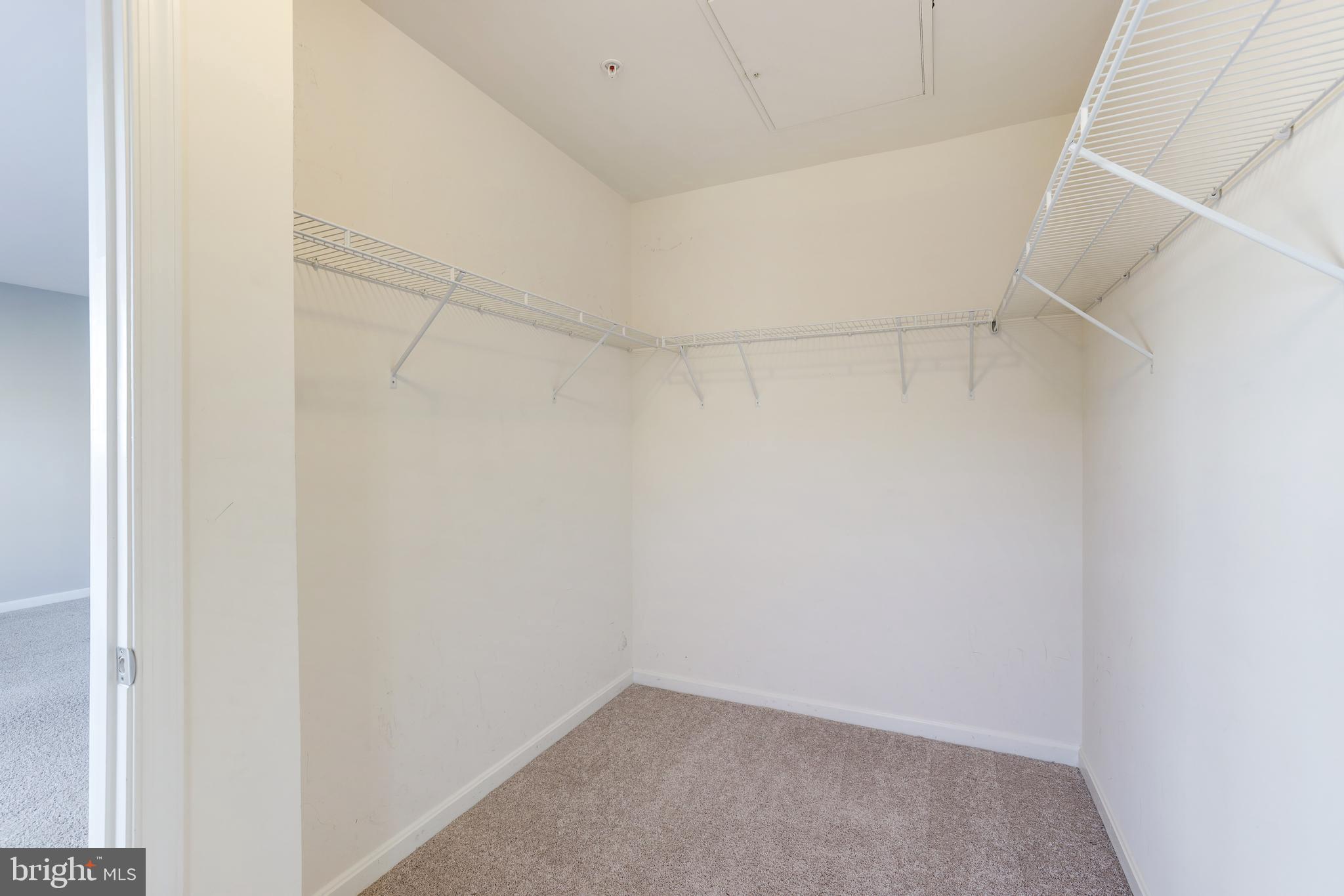 RESIDENCES AT BRAMBLETON - Residential Lease