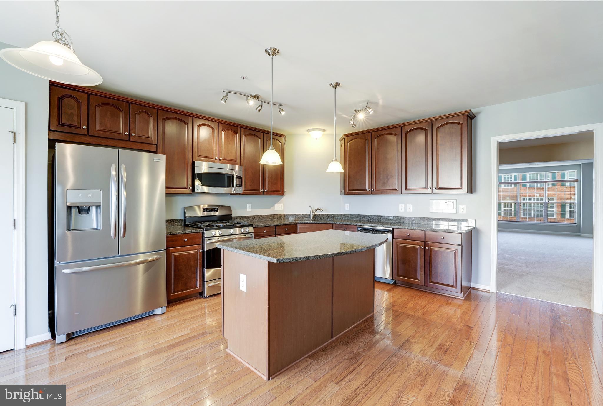 RESIDENCES AT BRAMBLETON - Residential Lease