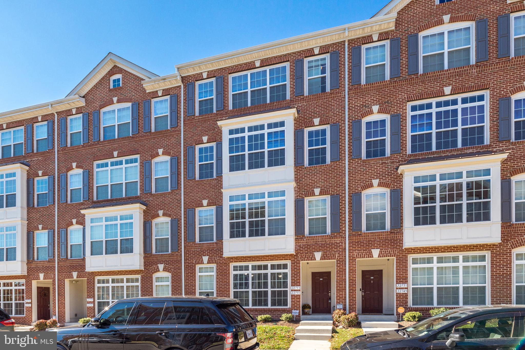 RESIDENCES AT BRAMBLETON - Residential Lease