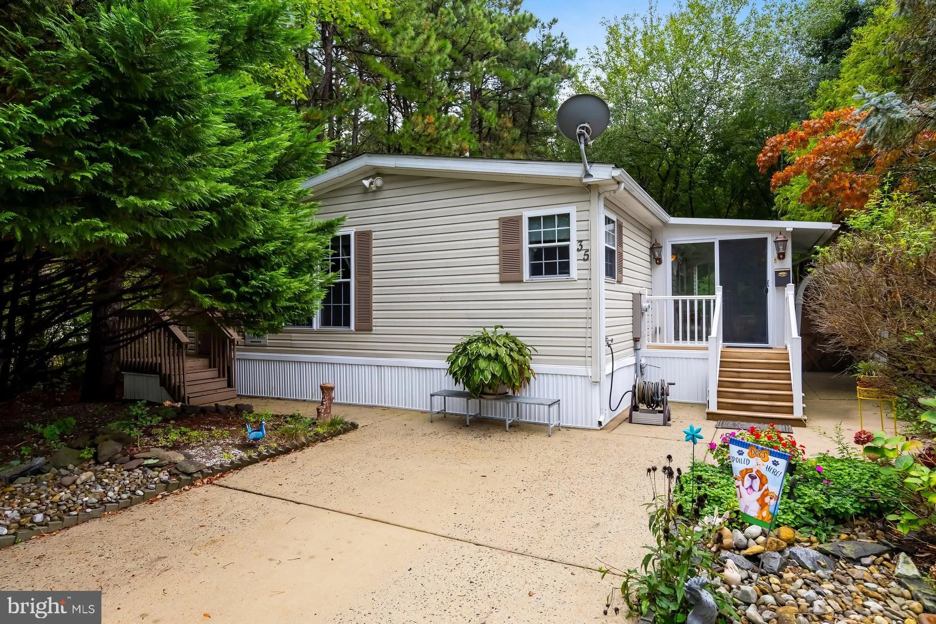 Sicklerville, New Jersey 08081, United States, 2 Bedrooms Bedrooms, ,2 BathroomsBathrooms,Residential,Active,217911