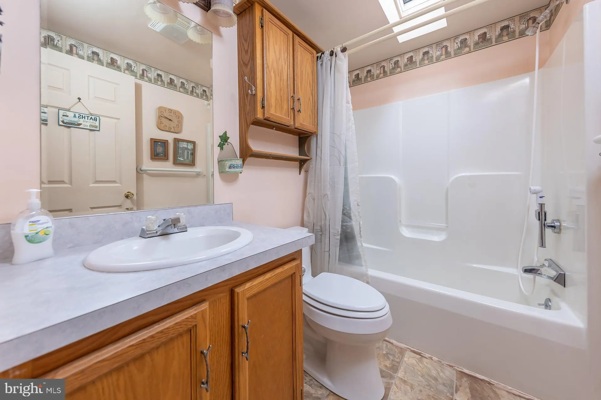 Sicklerville, New Jersey 08081, United States, 2 Bedrooms Bedrooms, ,2 BathroomsBathrooms,Residential,Active,217911