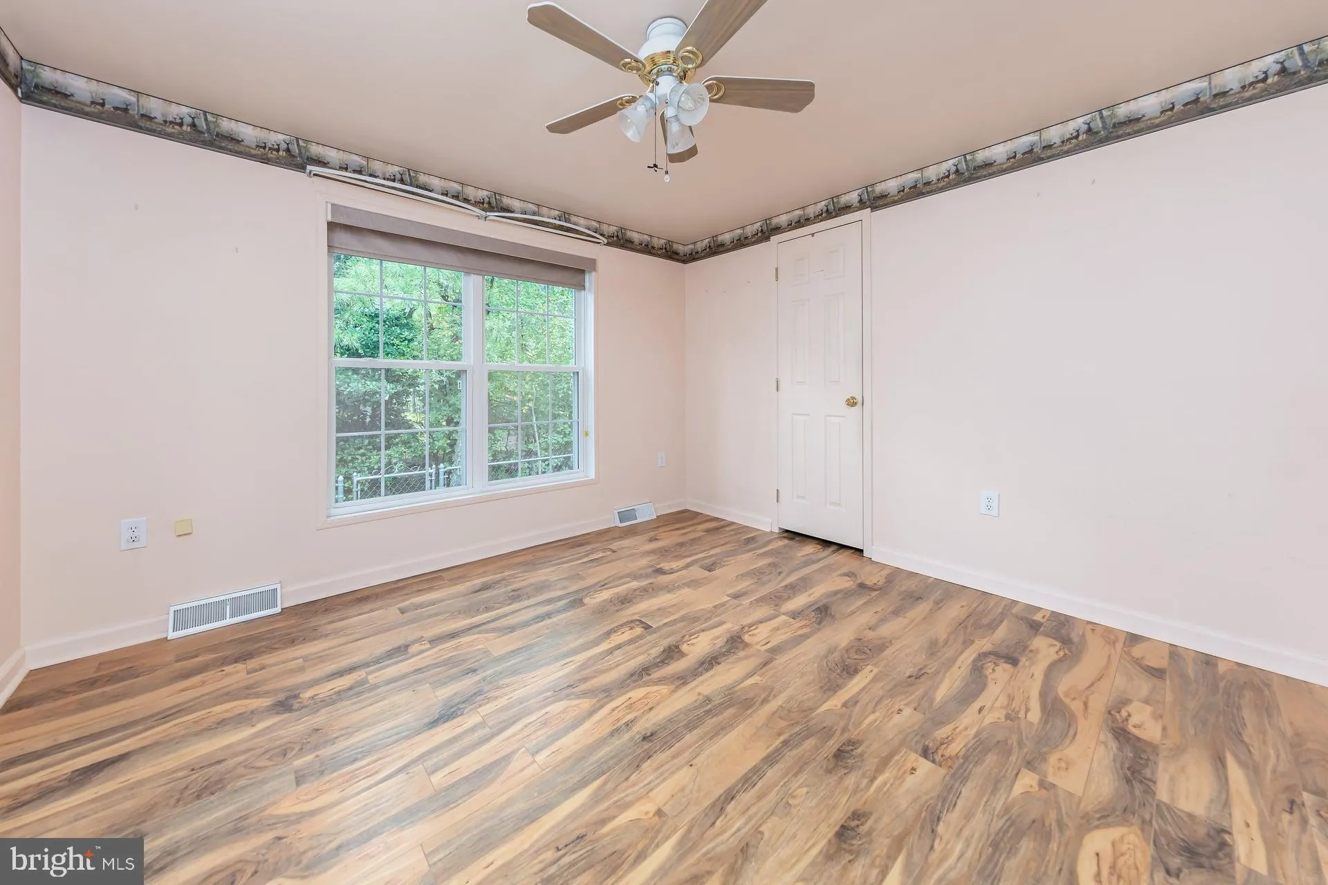 Sicklerville, New Jersey 08081, United States, 2 Bedrooms Bedrooms, ,2 BathroomsBathrooms,Residential,Active,217911