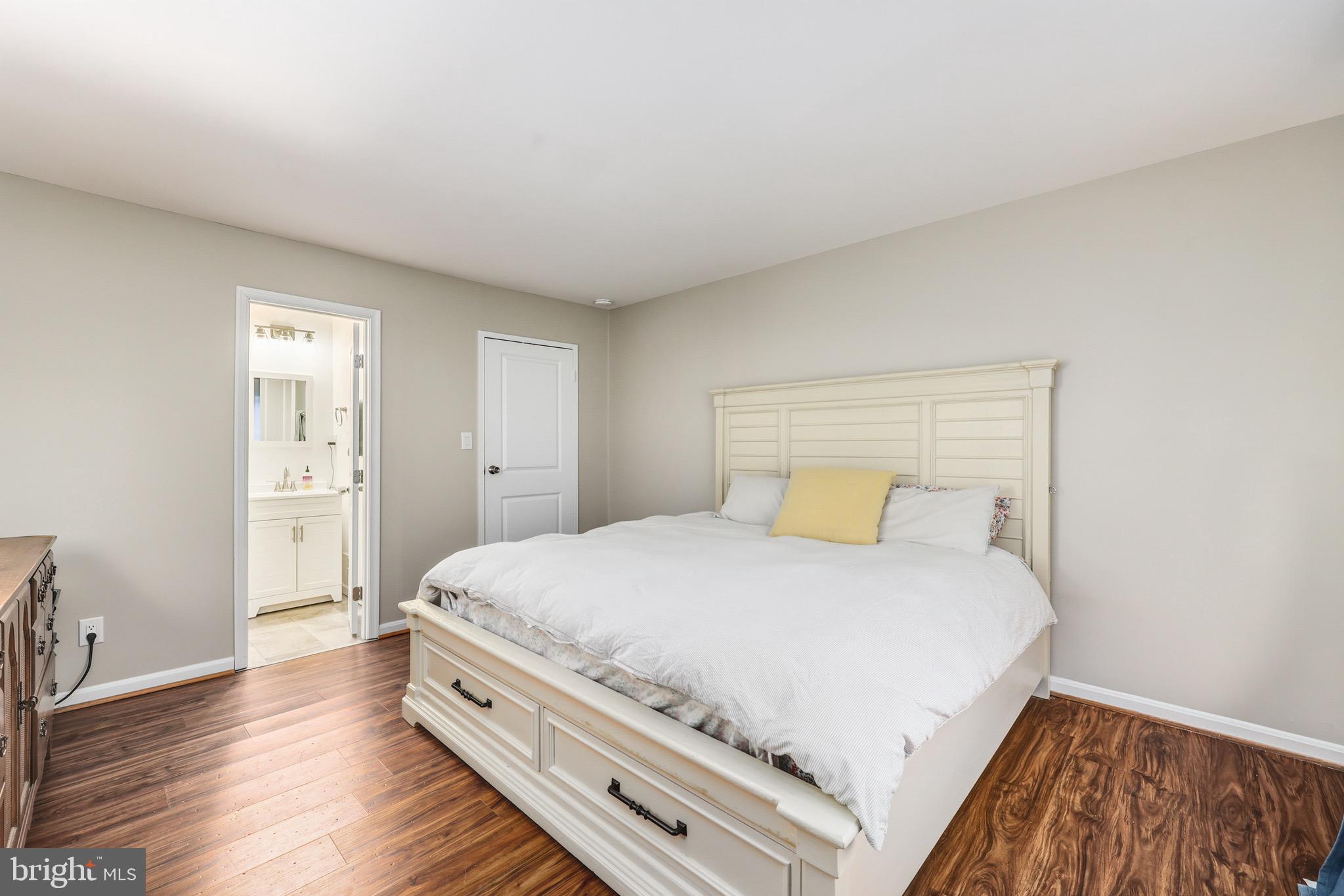 TERRACE TOWNE HOMES OF GUNSTON - Residential